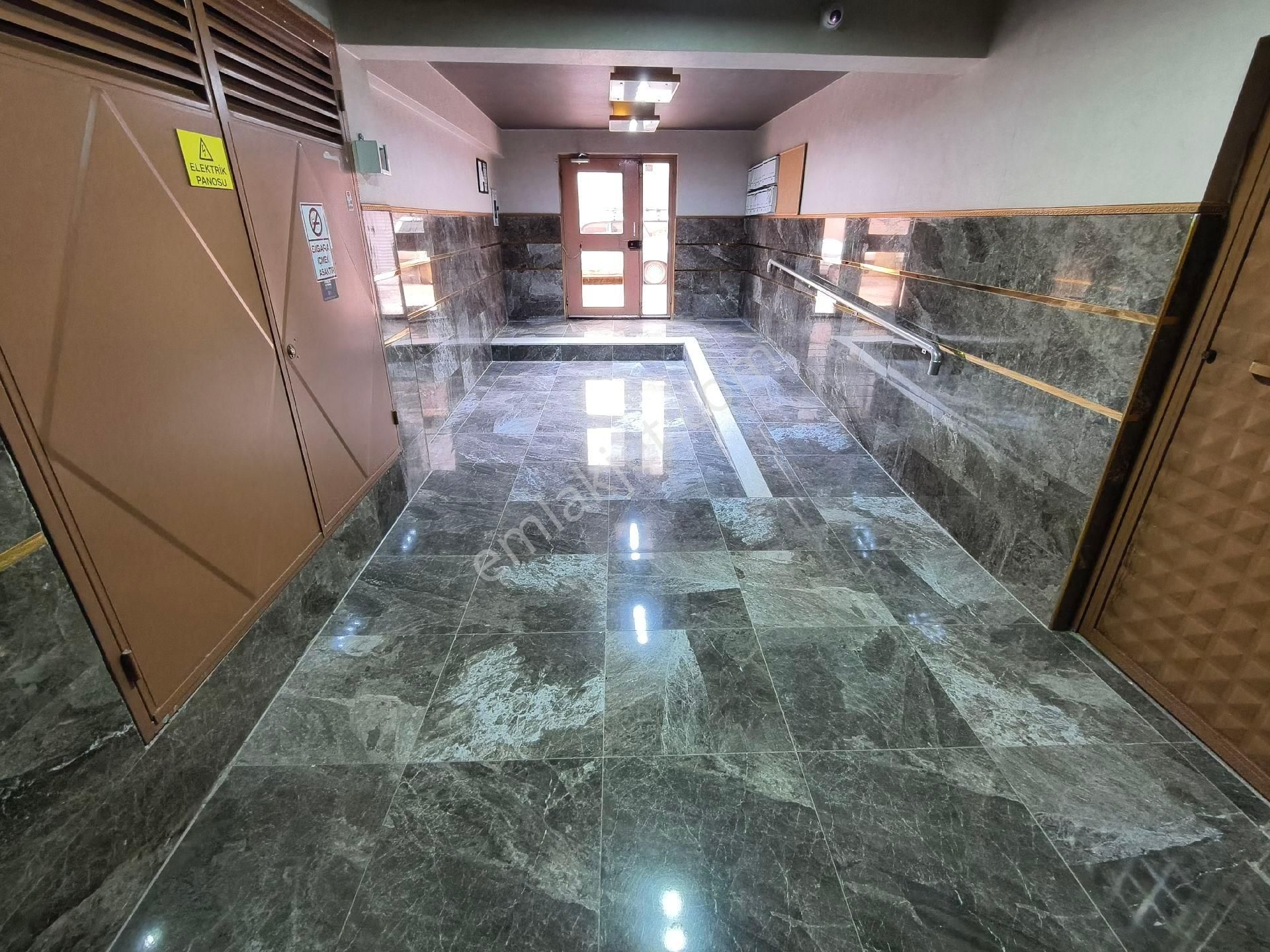 Pera'dan Sütlüce Mh. Hepşen Sk 2+0 Asansörlü Kapalı Garajlı Kiralık Daire - Görsel 5