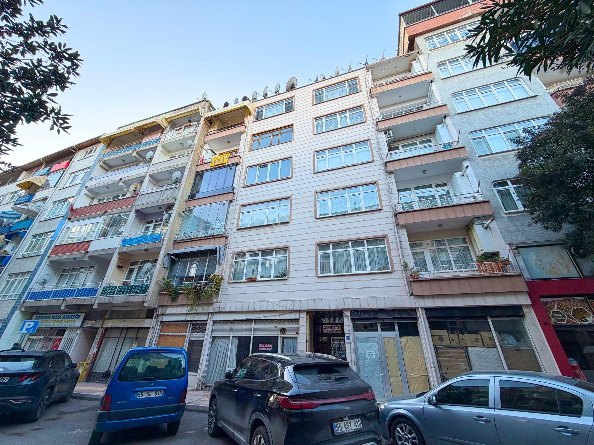 Ağabali Gebi Kavşağında 2+1 Kombili Daire