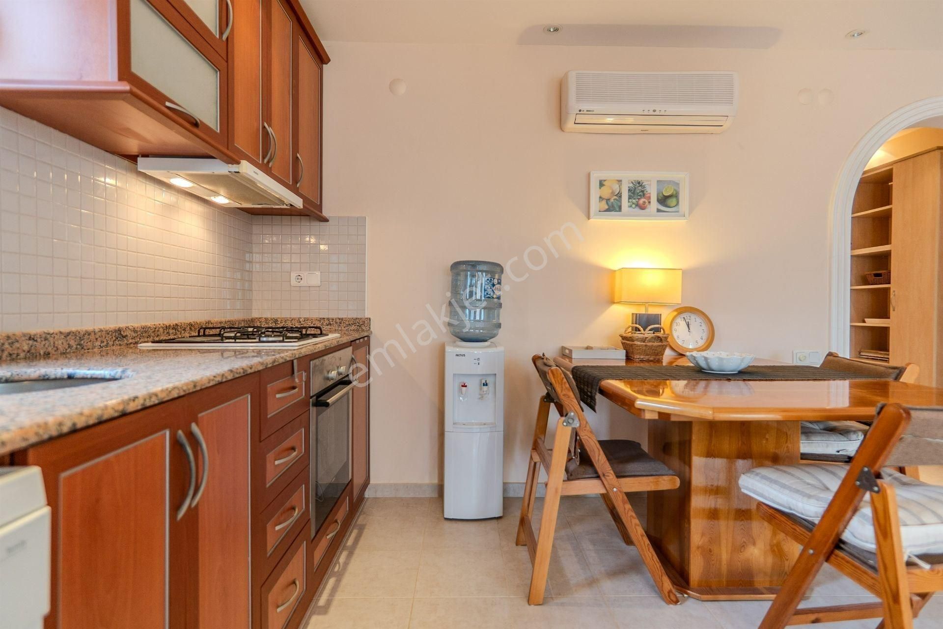 Alanya Tosmur’da Denize 350 M | Eşyalı 2+1 Satılık Daire - Görsel 8