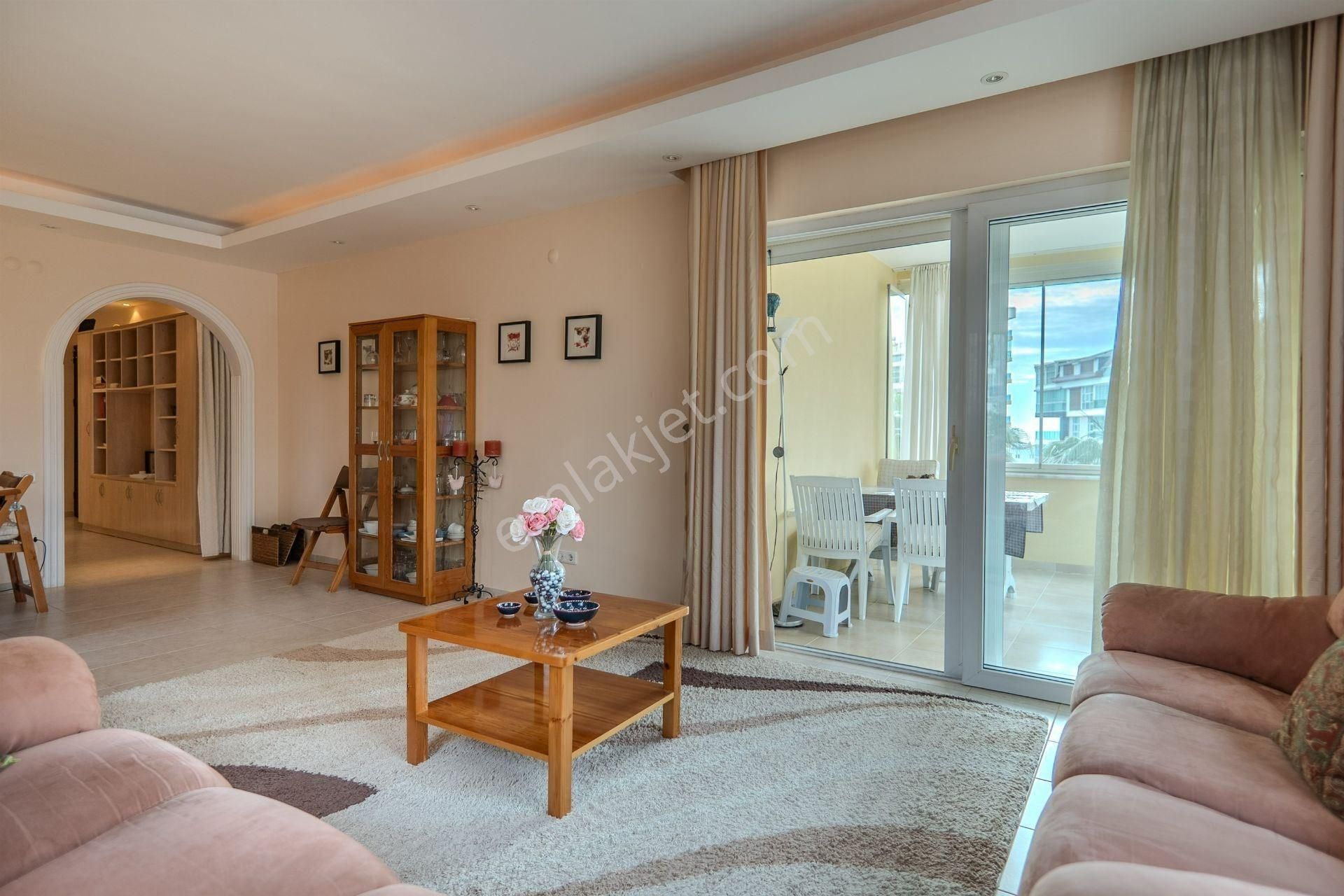 Alanya Tosmur’da Denize 350 M | Eşyalı 2+1 Satılık Daire - Görsel 4