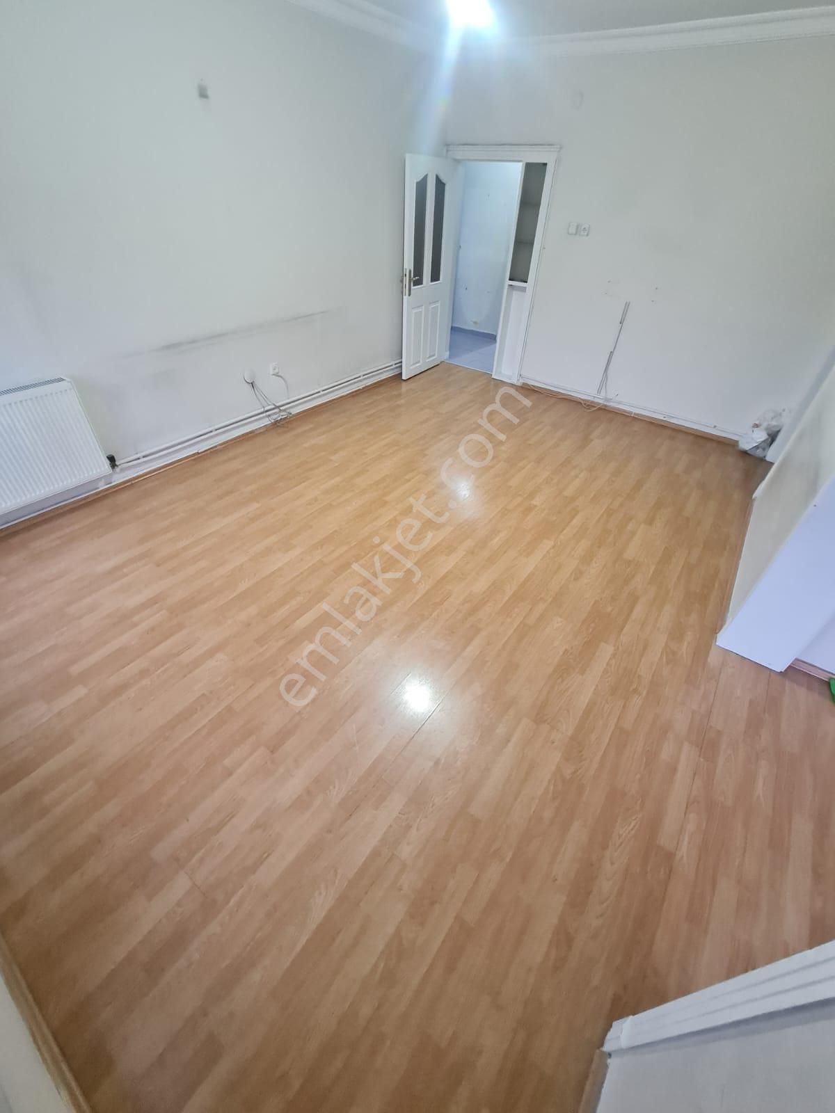 Aydınlkevler'de Türkiş Bloklarında 2+1 Kiralık Daire-taner Emlak Ofisi - Görsel 3