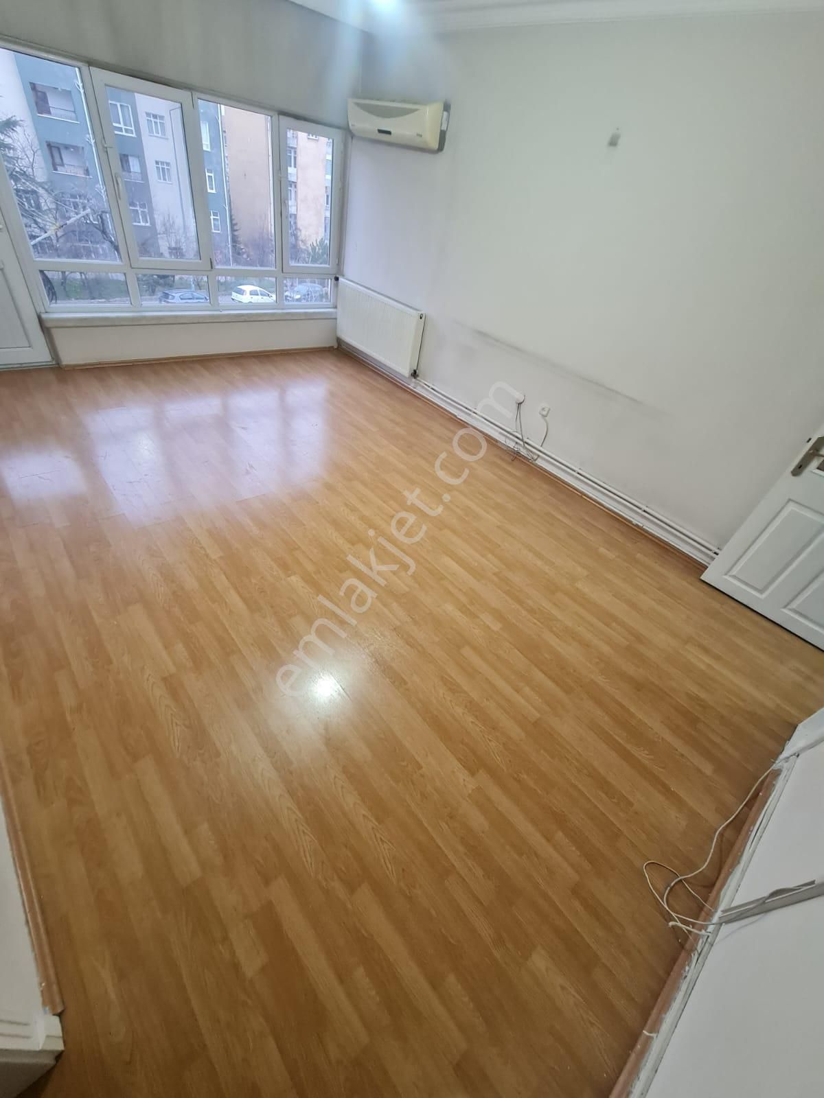 Aydınlkevler'de Türkiş Bloklarında 2+1 Kiralık Daire-taner Emlak Ofisi - Görsel 6