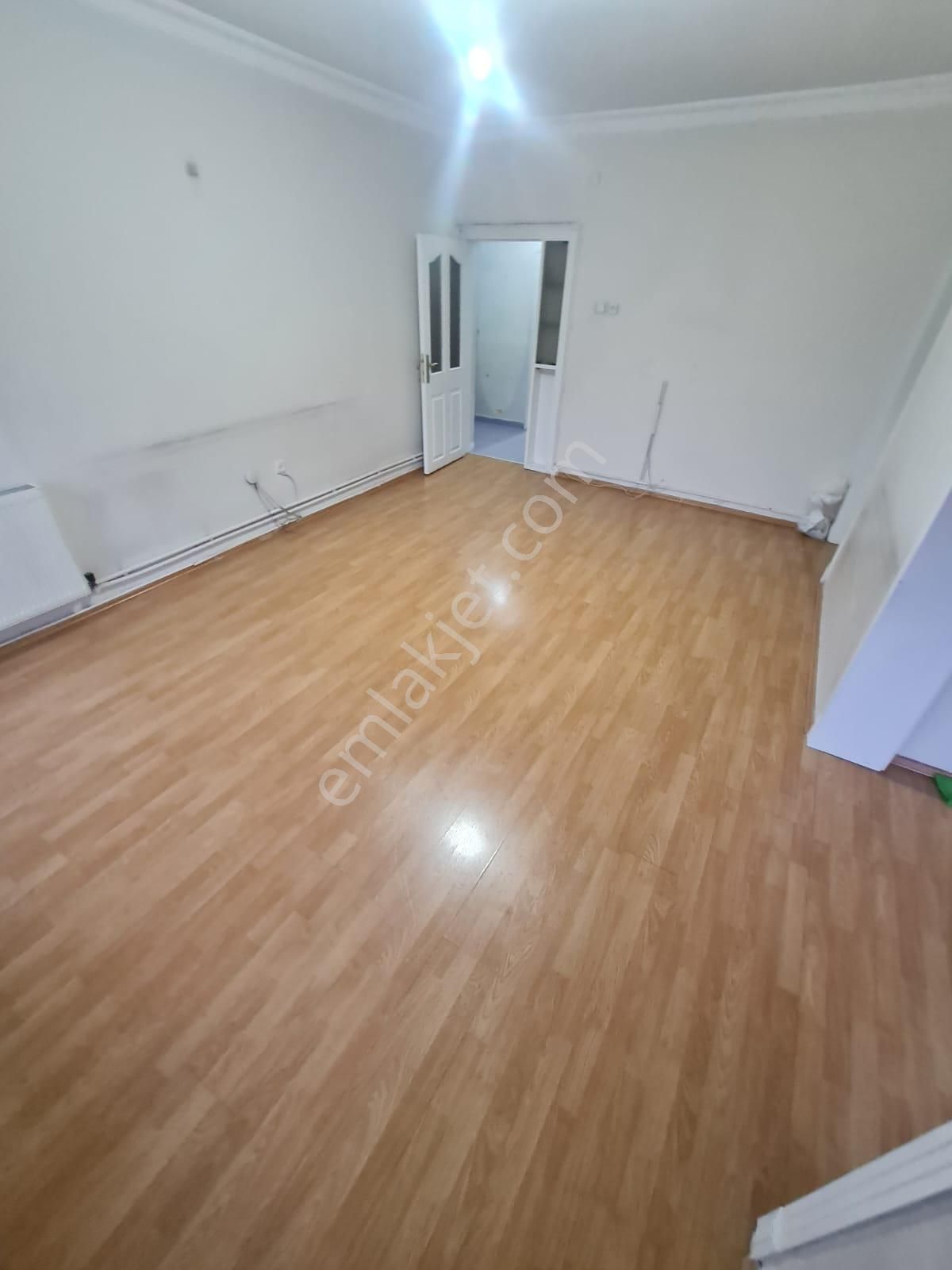 Aydınlkevler'de Türkiş Bloklarında 2+1 Kiralık Daire-taner Emlak Ofisi - Görsel 8