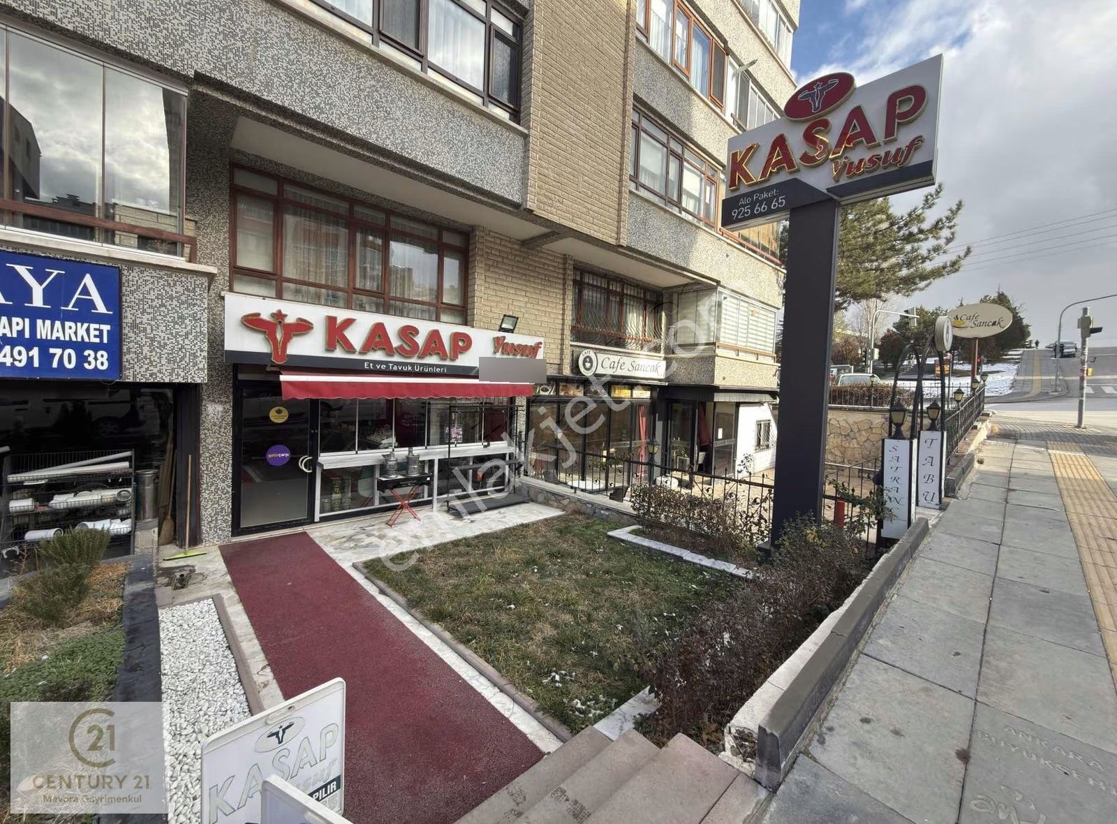 Ukrayna Cad. Üzeri Devren Kiralık Yüksek Cirolu Kasap Dükkanı