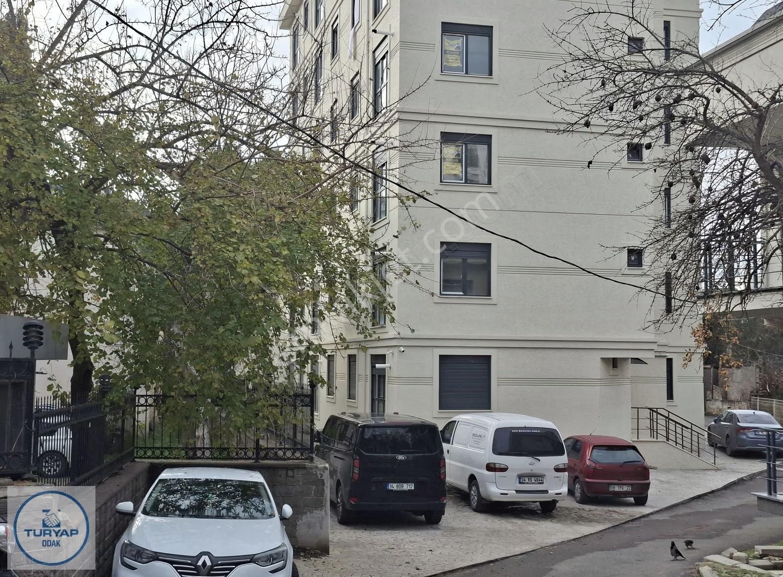 Tuzla Merkez'de 1+1 Kiralık Daire - Görsel 20
