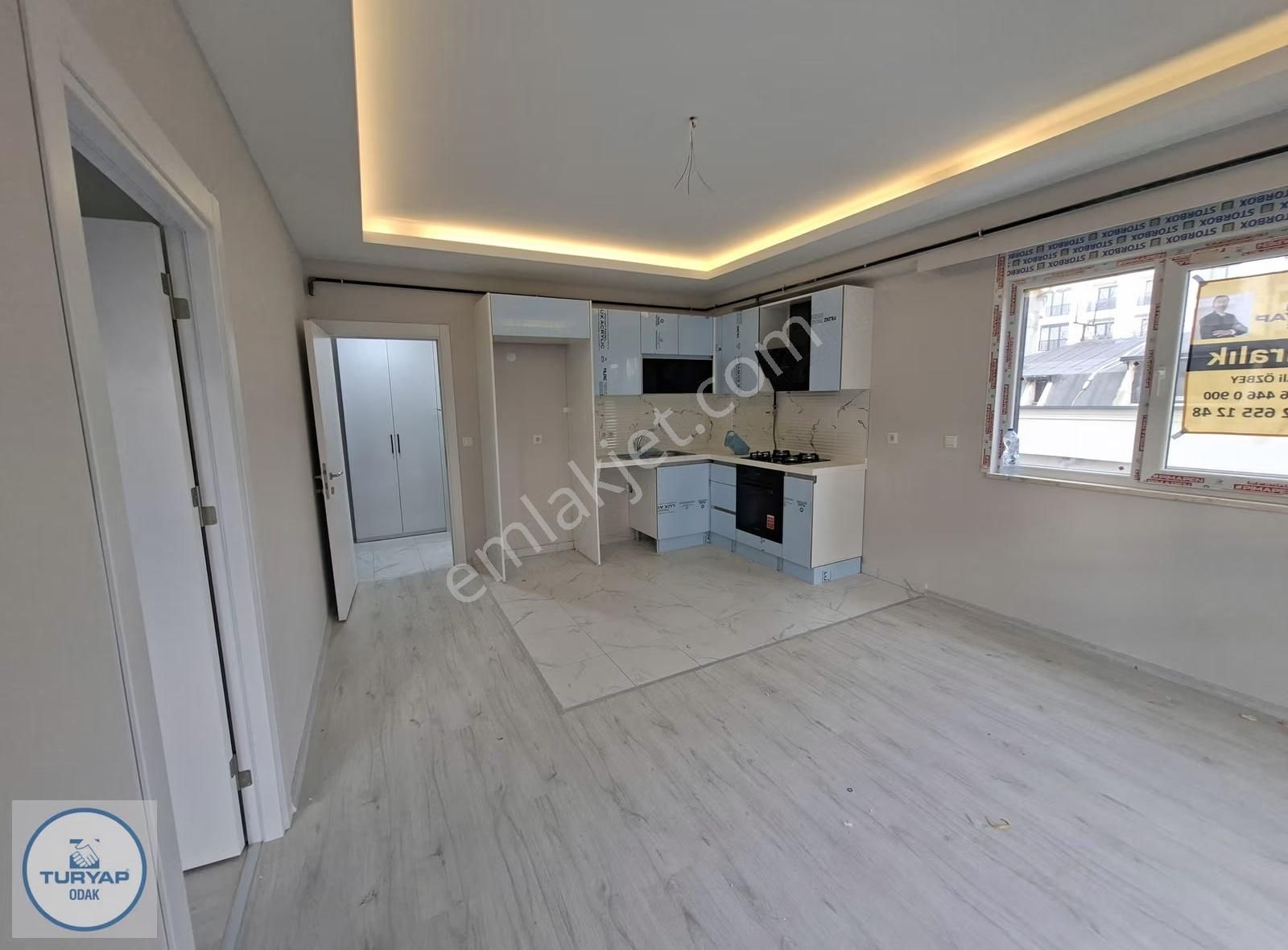 Tuzla Merkez'de 1+1 Kiralık Daire - Görsel 16