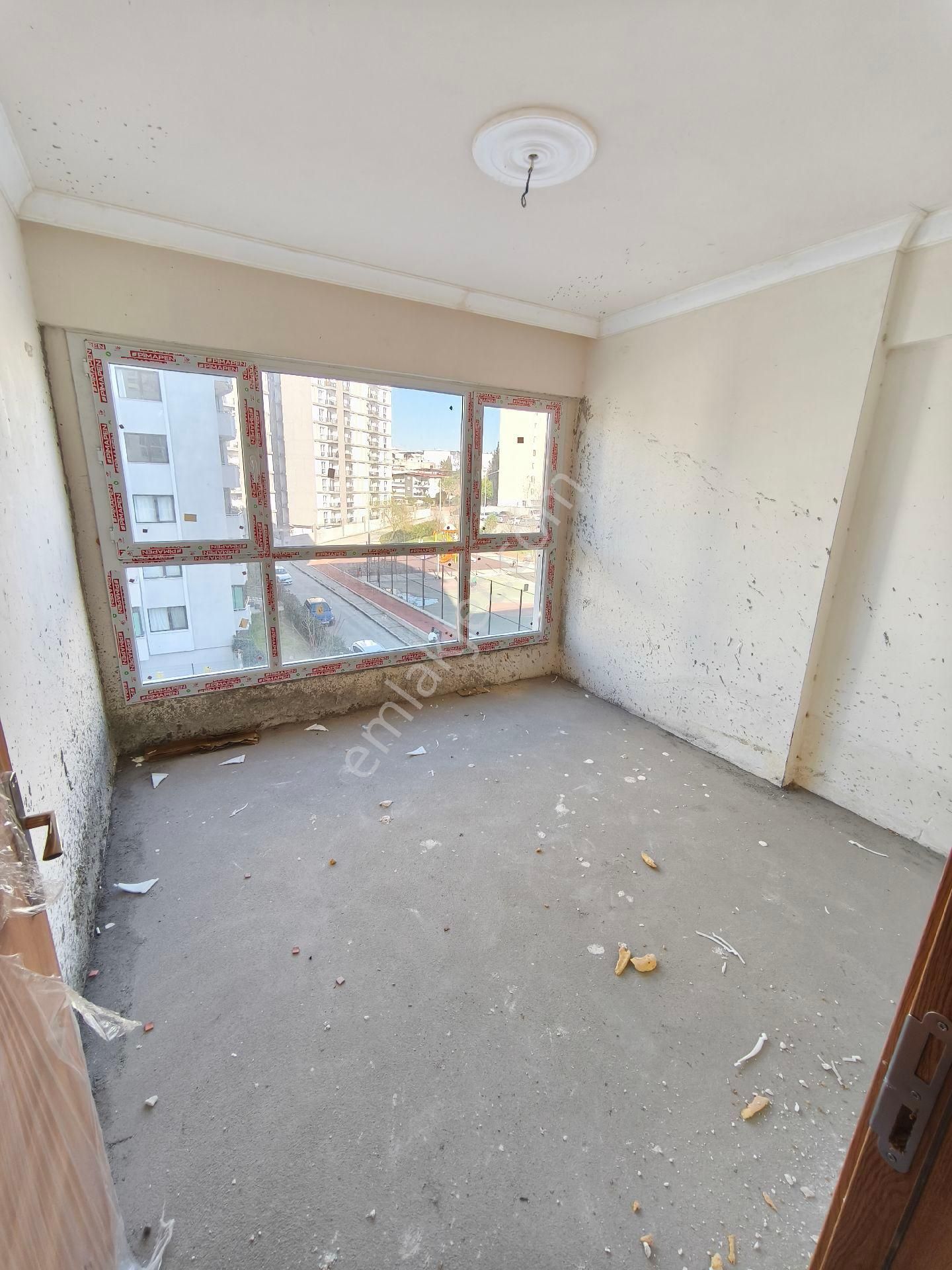 Tınaztepe Hastanesi Ve Deü Kampüs Yakını Sıfır 2+1 Otoparklı Arakat Ferah - Görsel 2