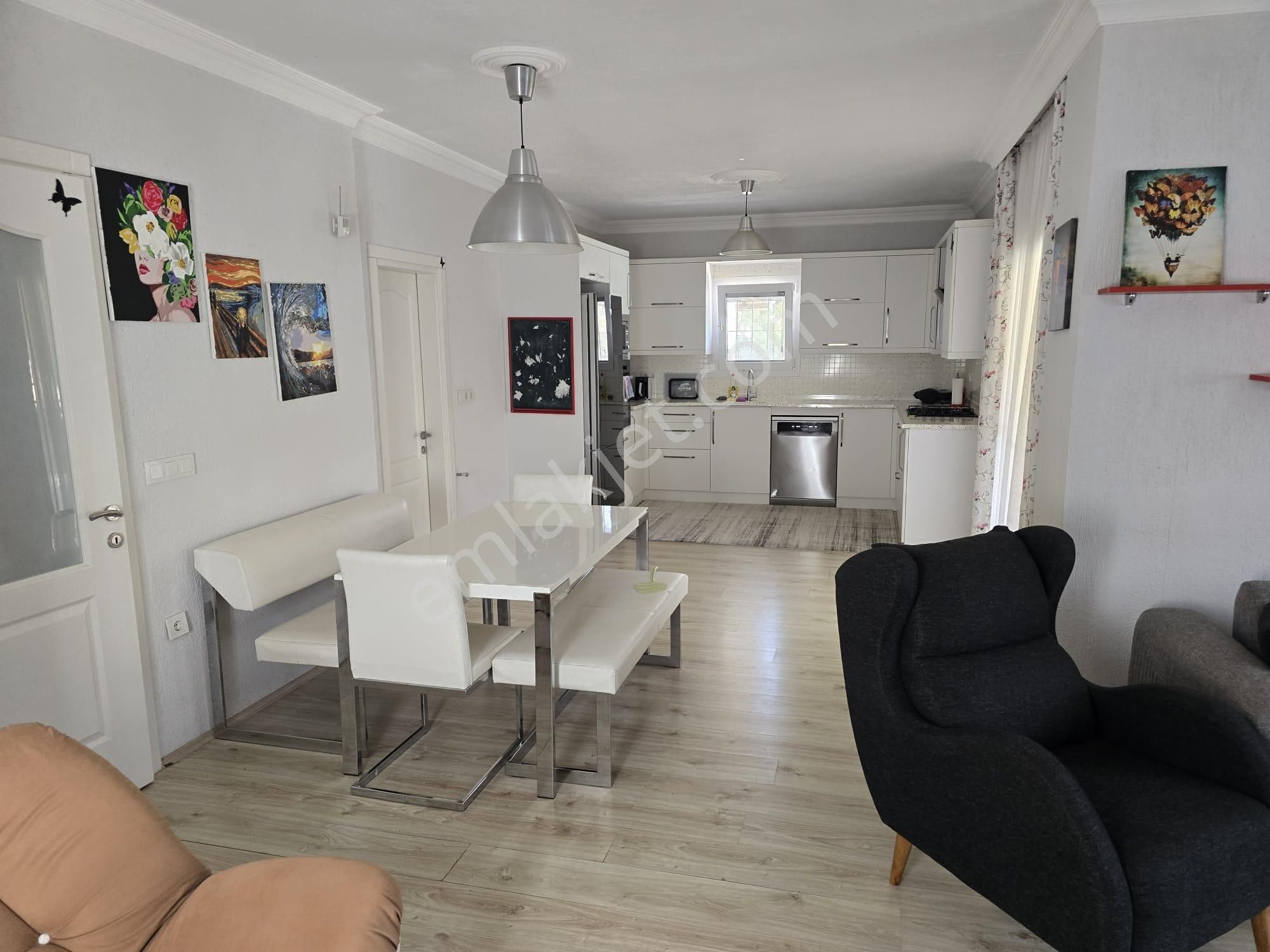 Eval Emlak'tan Müstakil Havuzlu, 3 Cephesi Yol, Köşe Parsel 3+1 Dubleks Villa - Görsel 32