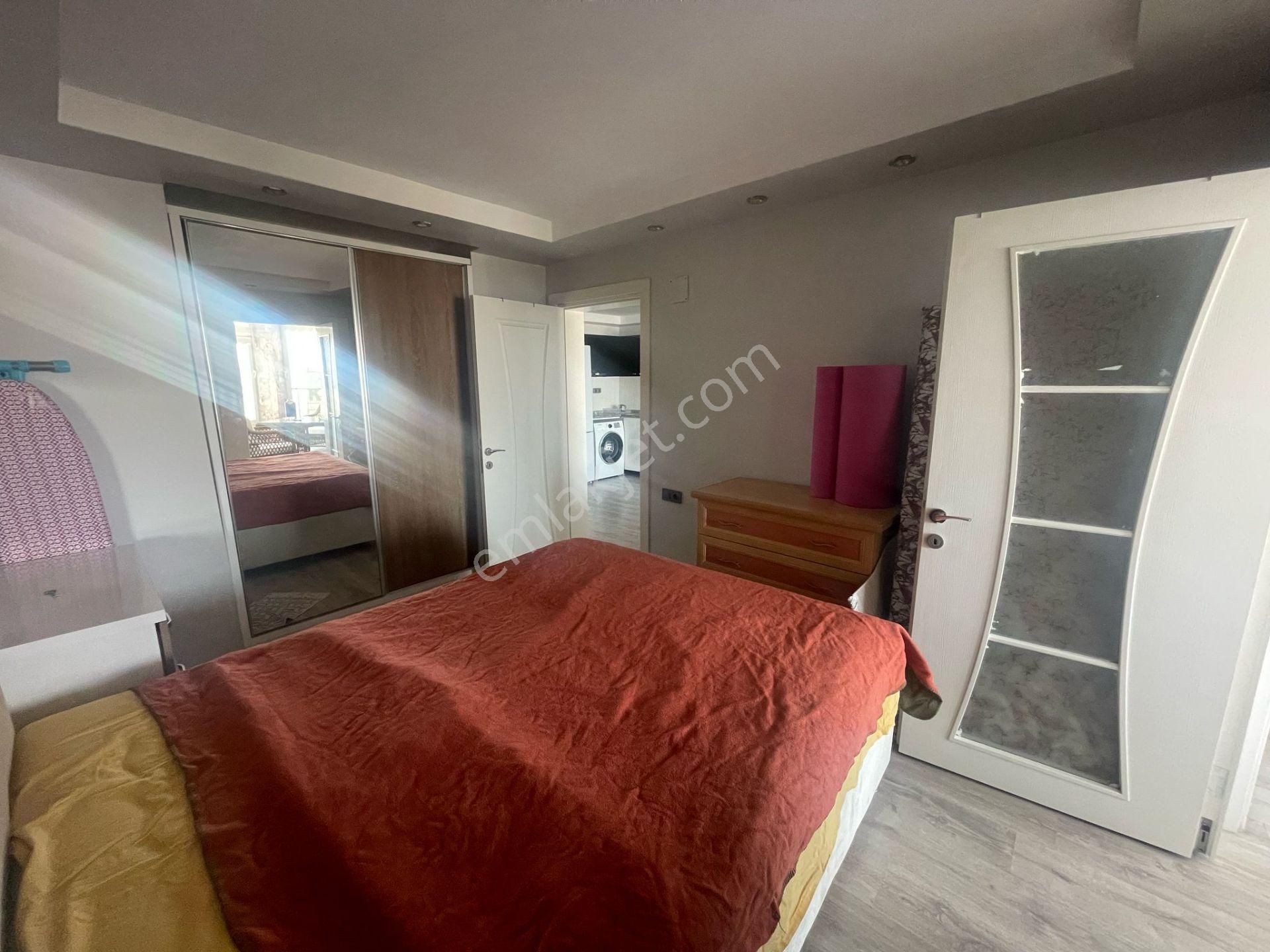 Karınca'dan Şoray 1 Sitesinde Eşyalı Deniz Manzaralı 1+1 Satılık - Görsel 11