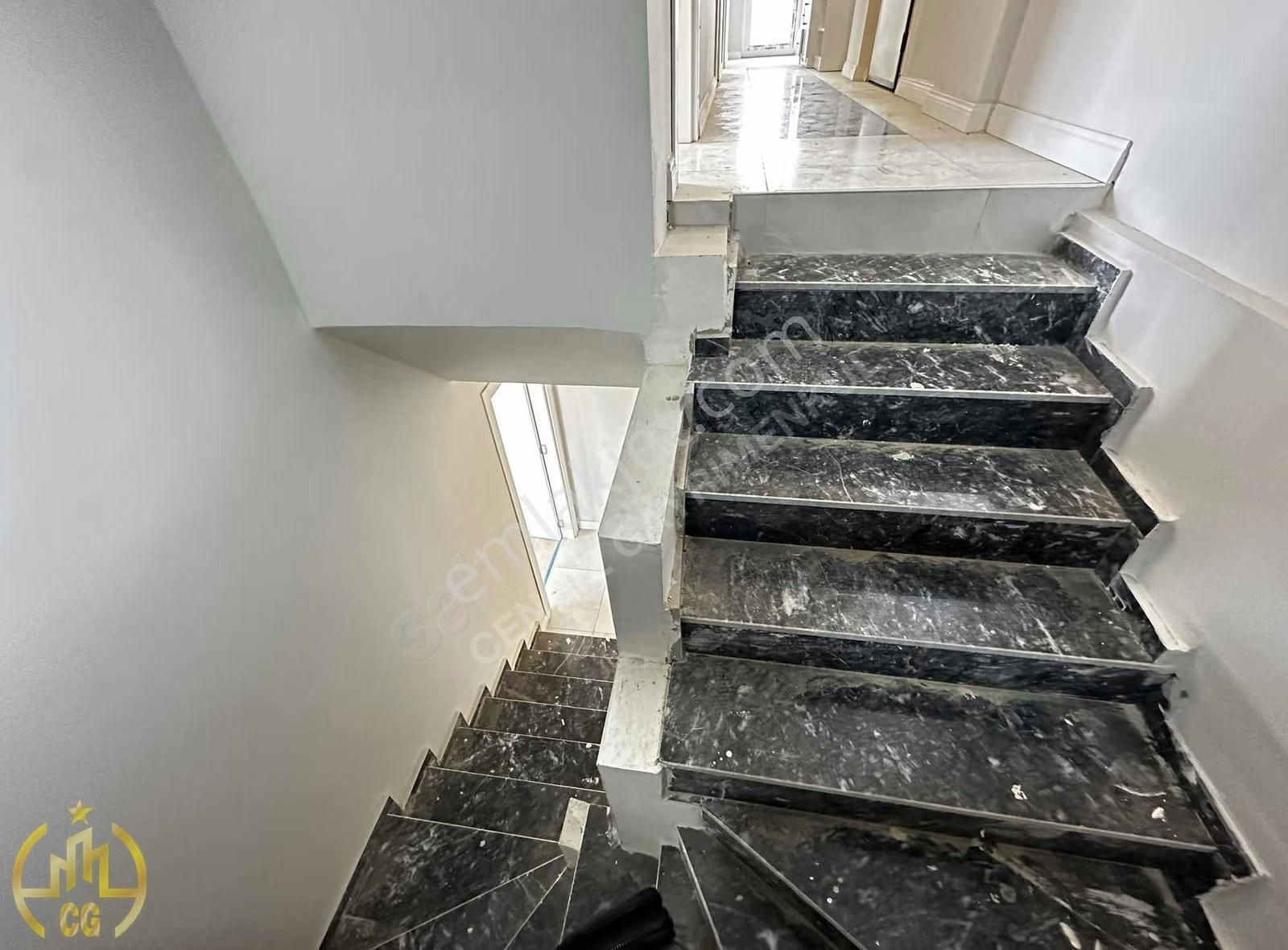 Manavgat Sarılar Mahallesi Satılık 4+1 Sıfır Lüks Daire - Görsel 17