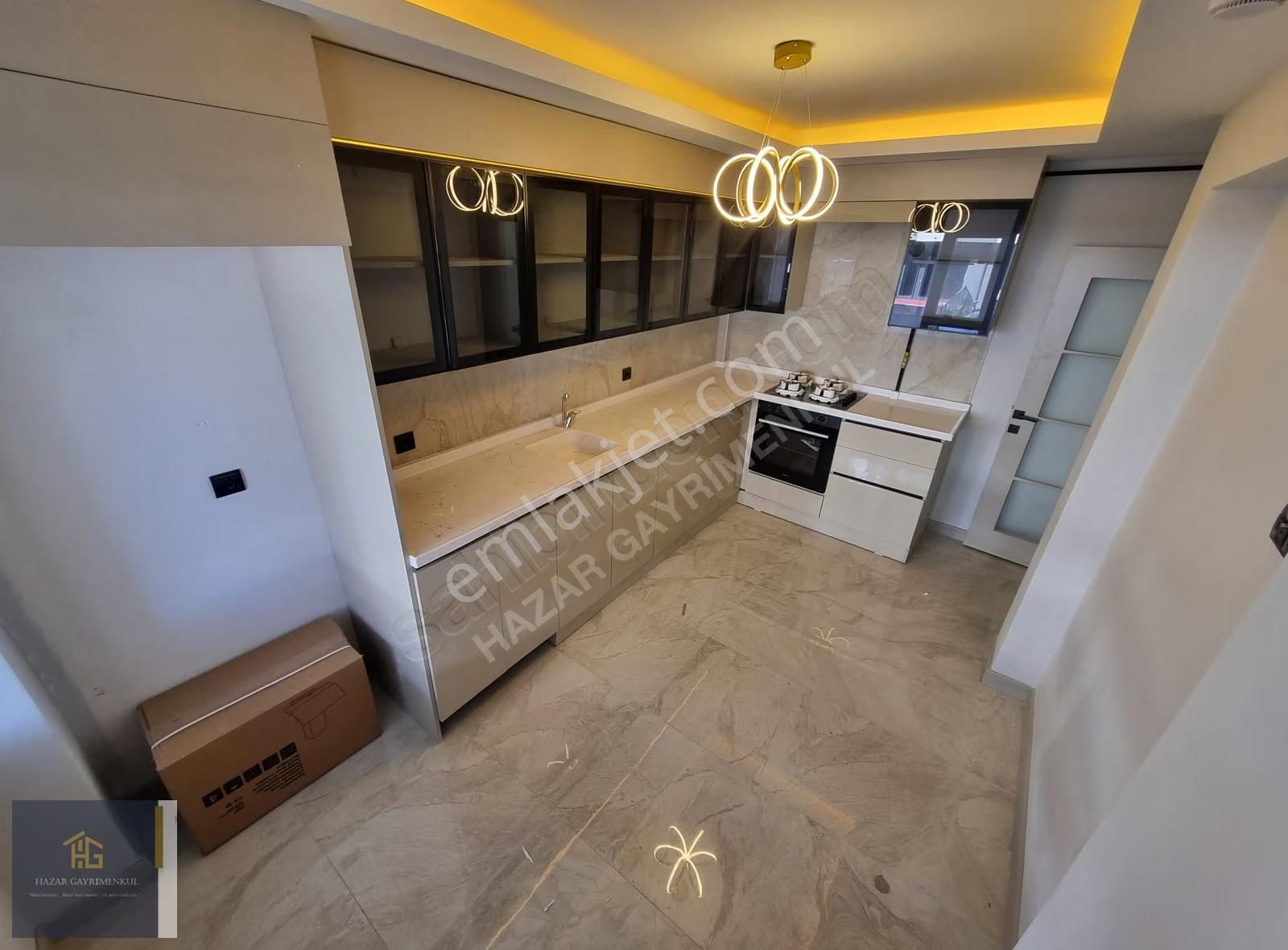 Hazardan-acil-40 M2 Depolu İskanlı Ön Cephe Yüksek Kredili Giriş - Görsel 13