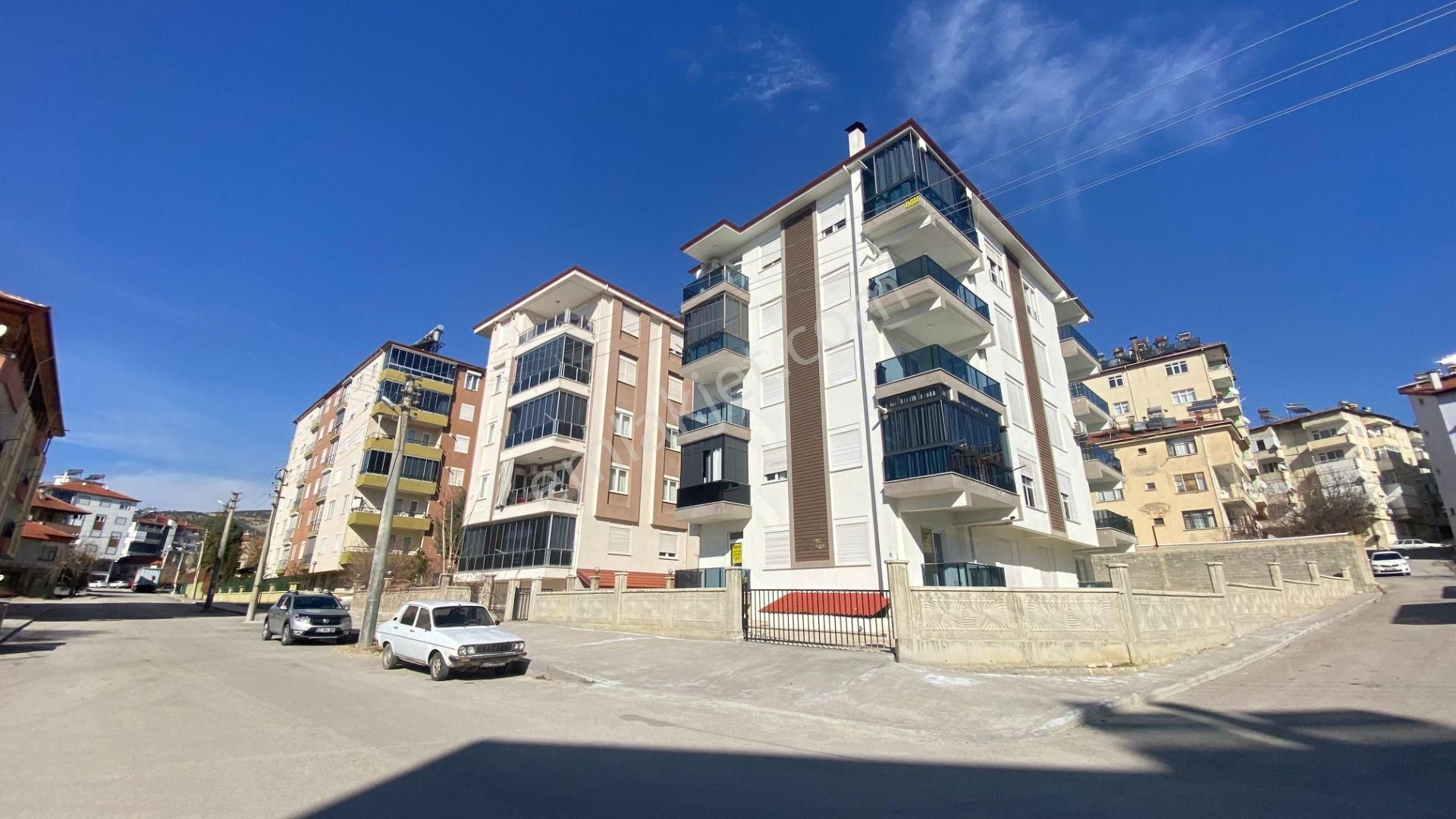 Vip Gayrimenkul'den Çarşı Merkezde Kiralık Giriş Kat 2+1 Daire - Görsel 14