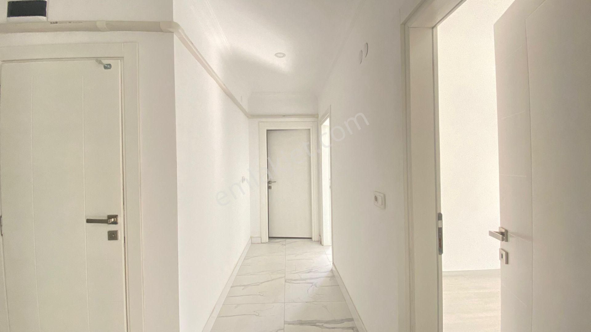 Vip Gayrimenkul'den Çarşı Merkezde Kiralık Giriş Kat 2+1 Daire - Görsel 5