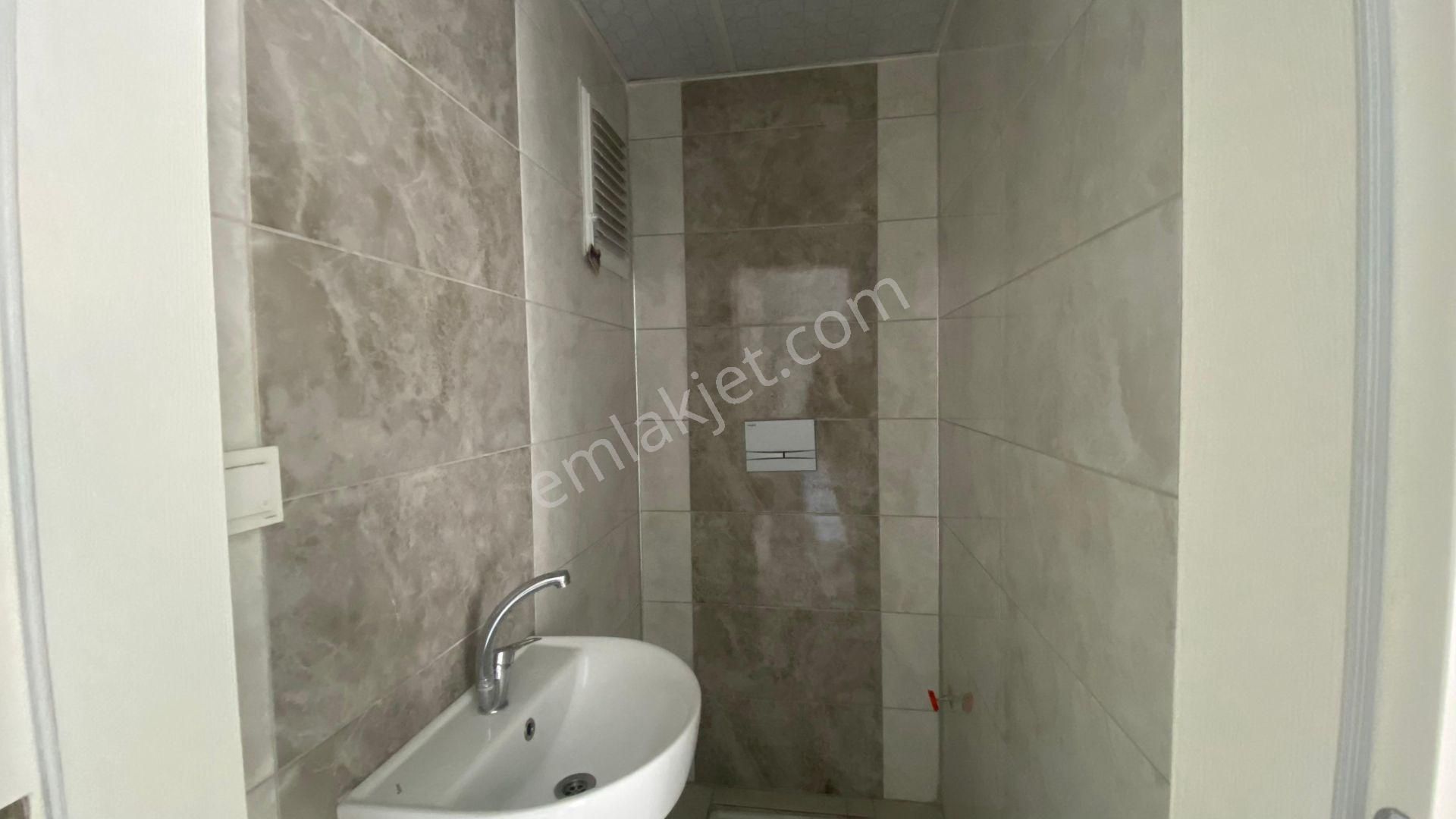 Vip Gayrimenkul'den Çarşı Merkezde Kiralık Giriş Kat 2+1 Daire - Görsel 10