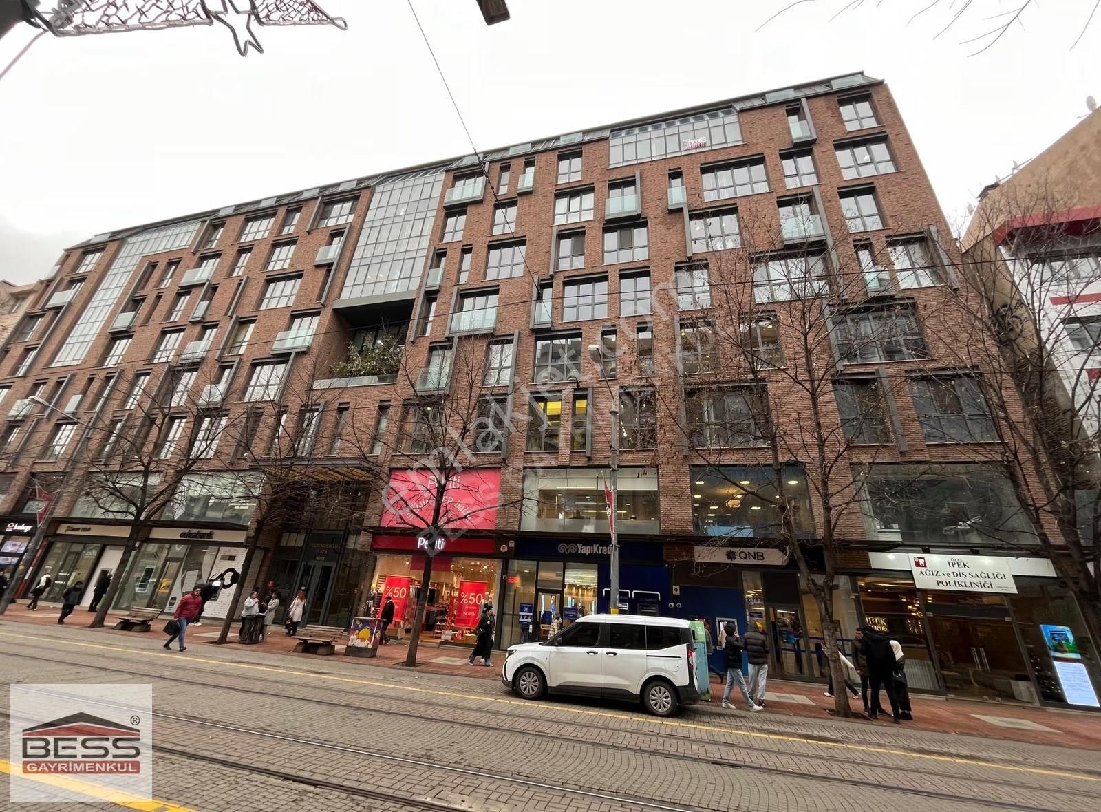Bess'den Kılıçoğlu Plaza'da Kiralık 4+1 İşyeri (ofis) - Görsel 1