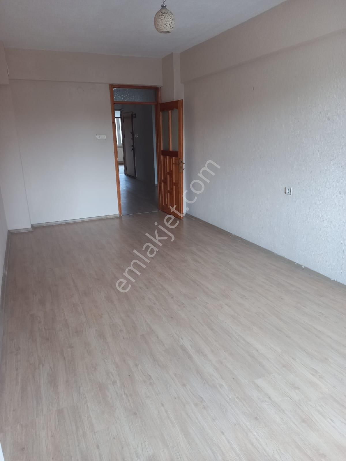 Acil Buca Yeşilbağlar Mahde 2+1 100m2 D.gazlı Ayrı Mutfak Daire - Görsel 3