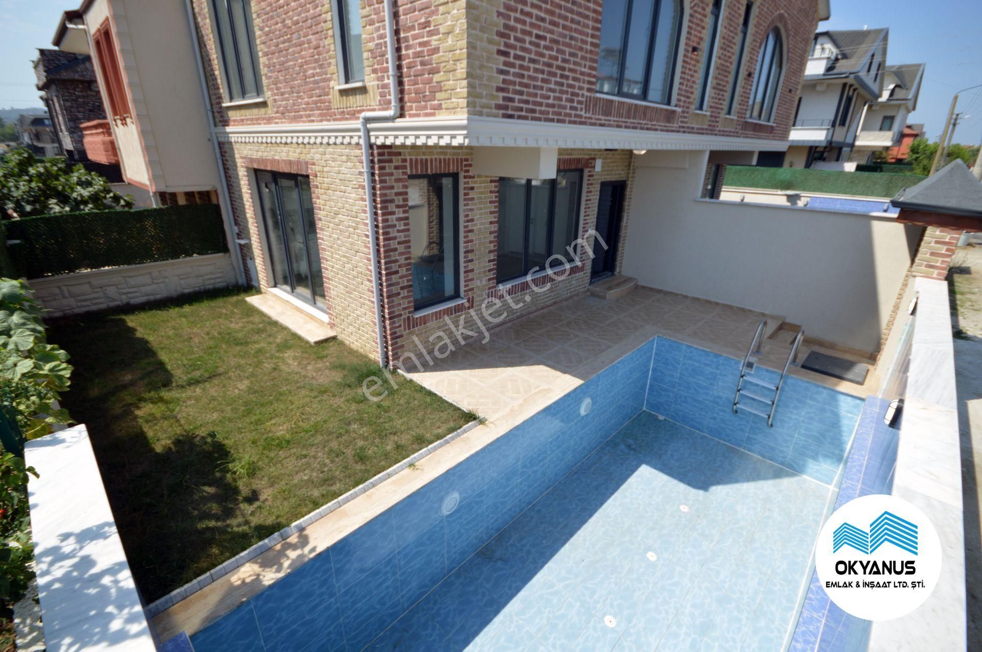 Kocaali Sahilde Müstakil Bahçeli Havuzlu Şık Villa Okyanustan - Görsel 3