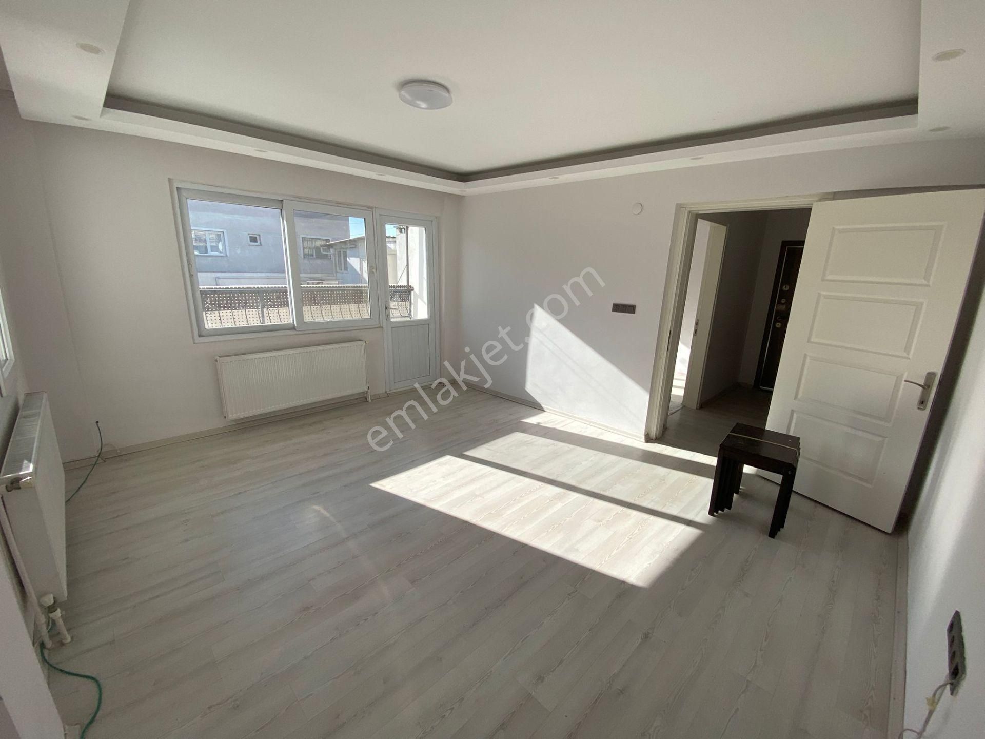 Acill Buca Ufuk Mah.de Yıkıkkemer Meydan Yakını 3+1 120m2 Dgazlı Arakat Satılık Daire - Görsel 2