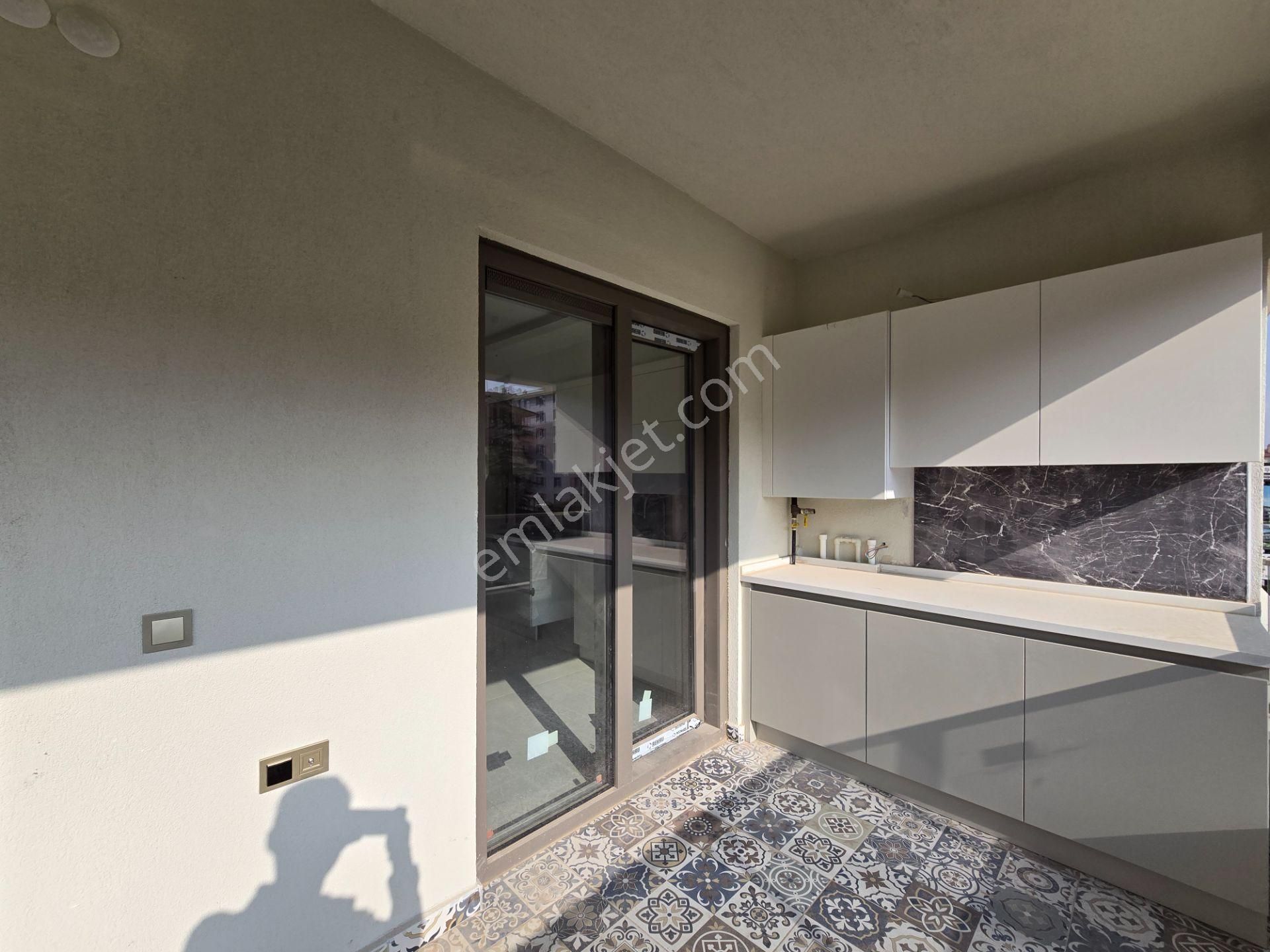 💫 Parsana Mahallesinde Stadyuma Oldukça Yakın Kilerli 3+1 Cephesi Açık Satılık Sıfır Daireler 🔥 - Görsel 3