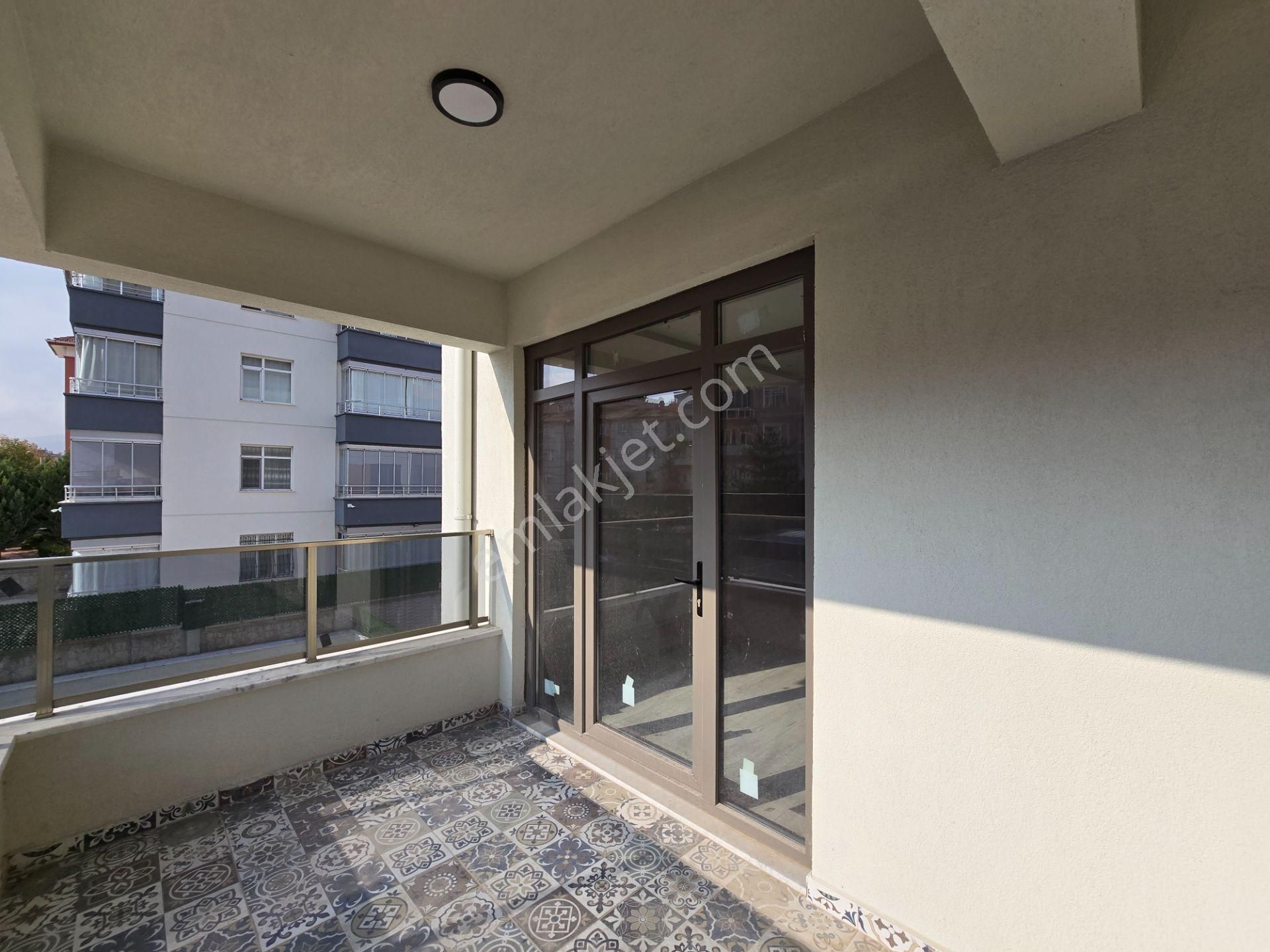 💫 Parsana Mahallesinde Stadyuma Oldukça Yakın Kilerli 3+1 Cephesi Açık Satılık Sıfır Daireler 🔥 - Görsel 30