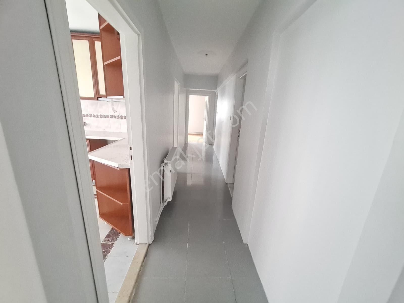 Karapüçek Mahalle Merkezinde – Cadde Üzeri – Çarşı İçinde 3+1 Daire - Görsel 9