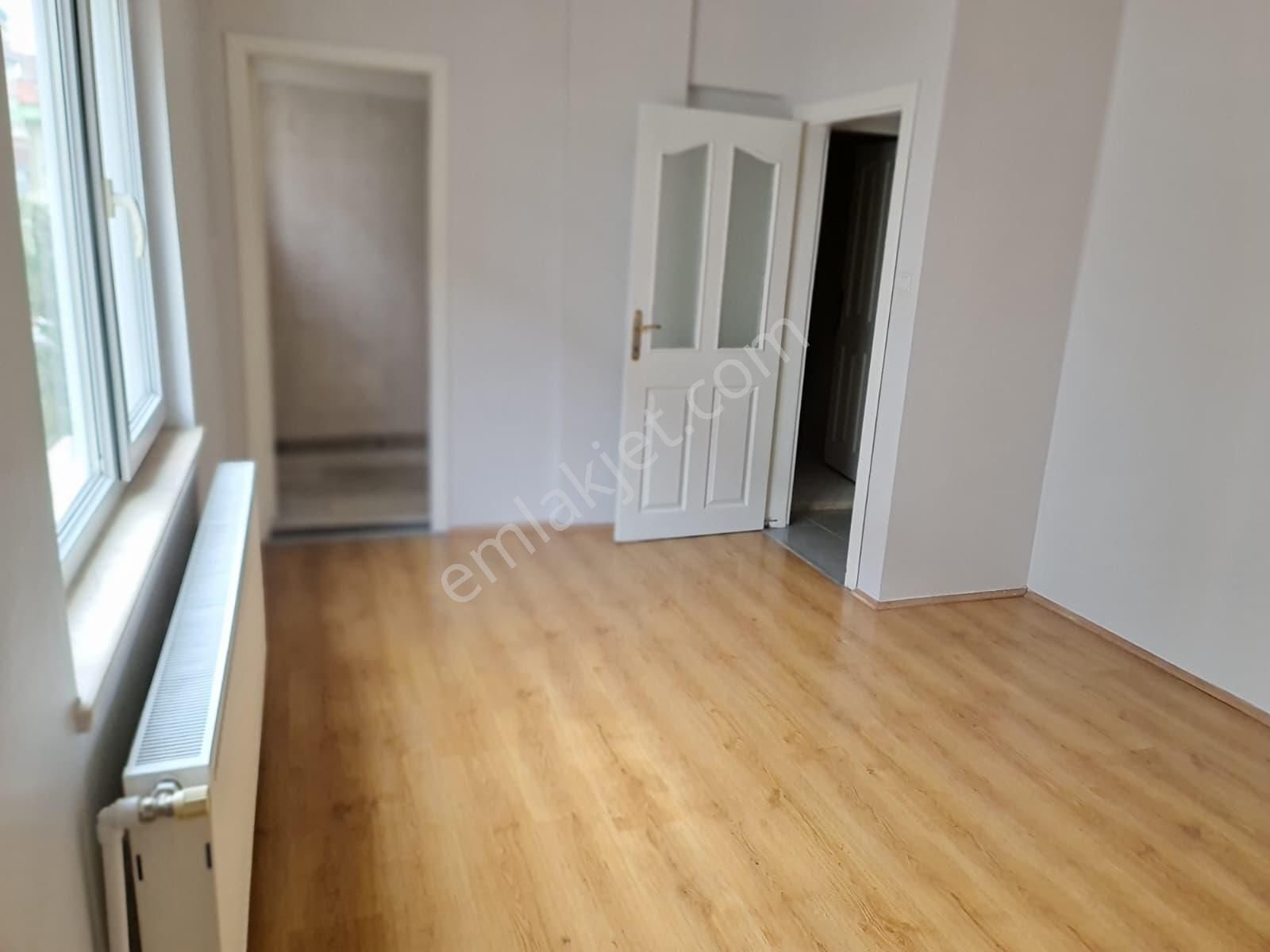 Karapüçek Mahalle Merkezinde – Cadde Üzeri – Çarşı İçinde 3+1 Daire - Görsel 23
