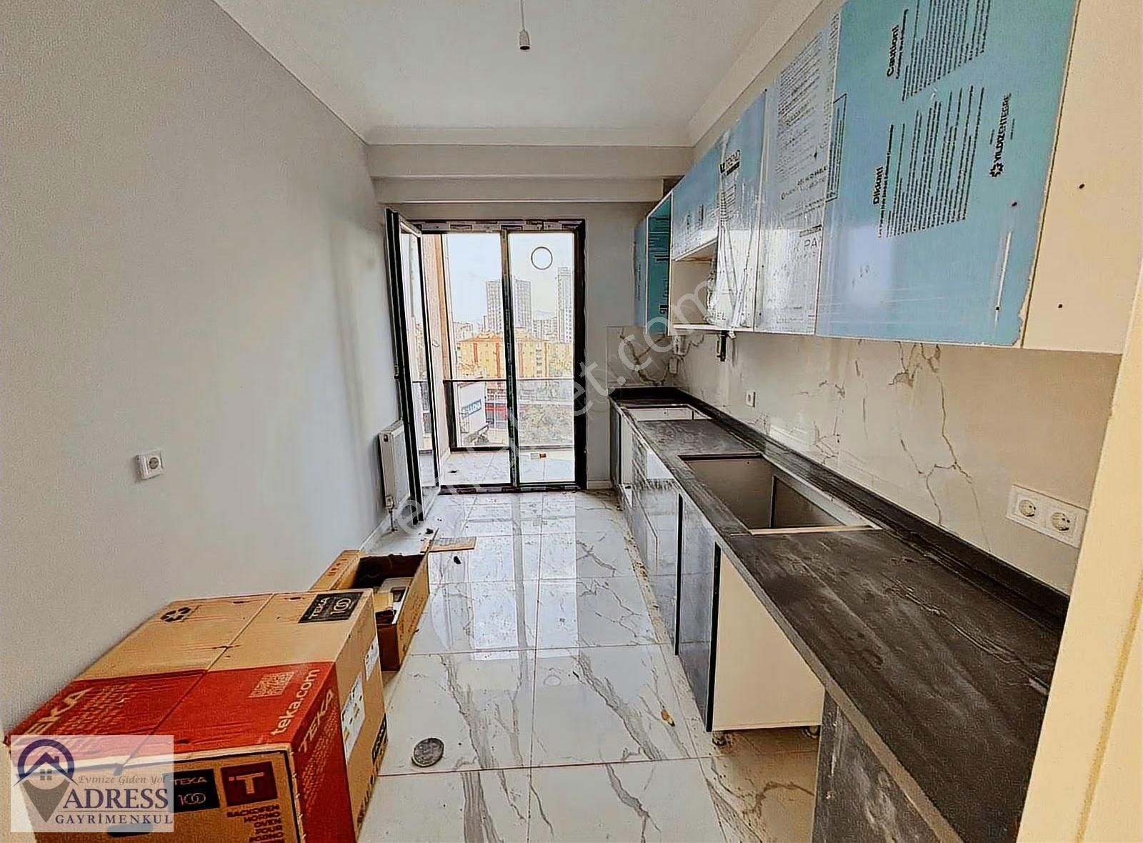 Kartal Atalarda Deniz Manzaralı Site İçersinde Satılık Daire - Görsel 4