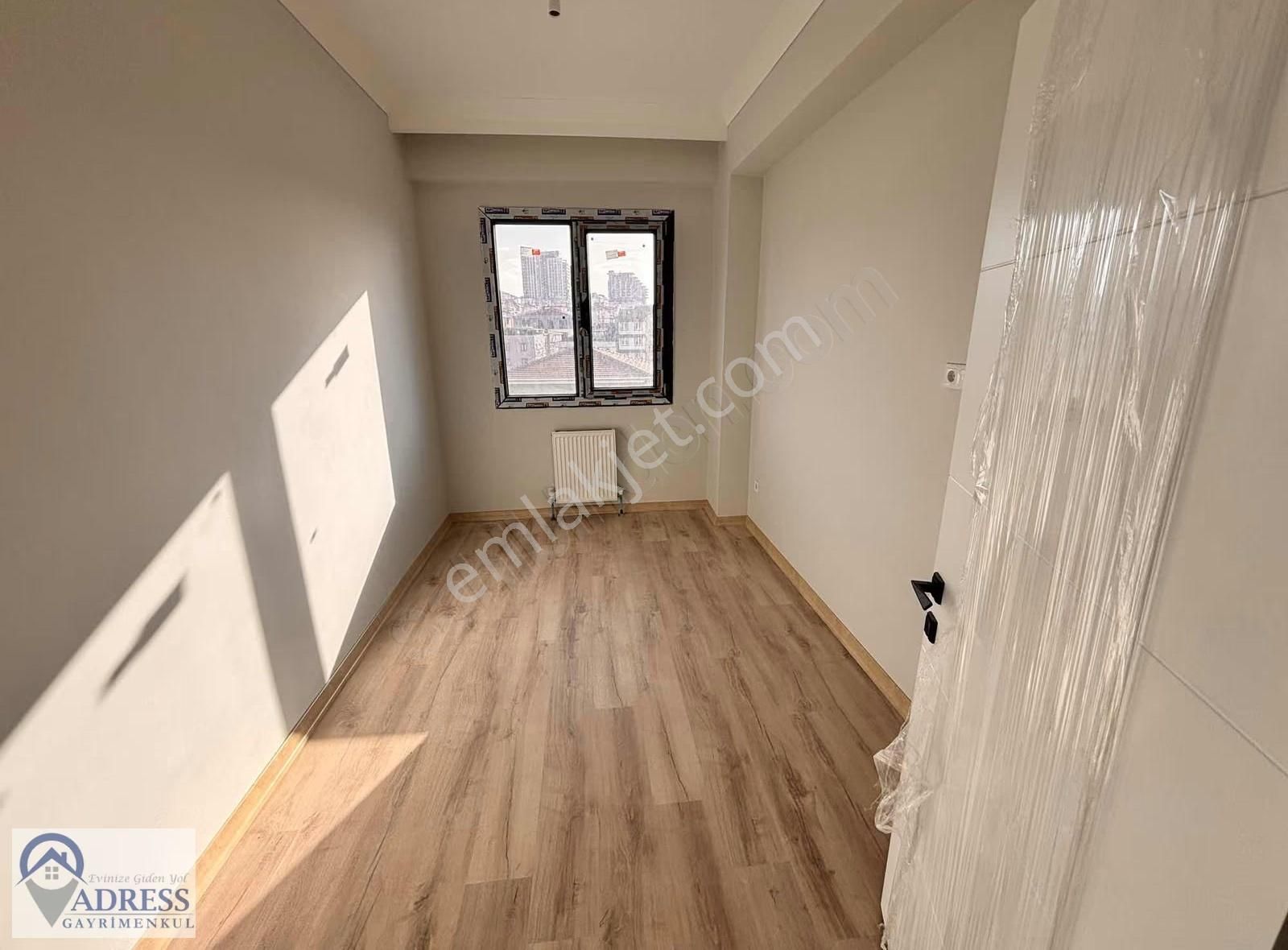 Kartal Atalarda Deniz Manzaralı Site İçersinde Satılık Daire - Görsel 10