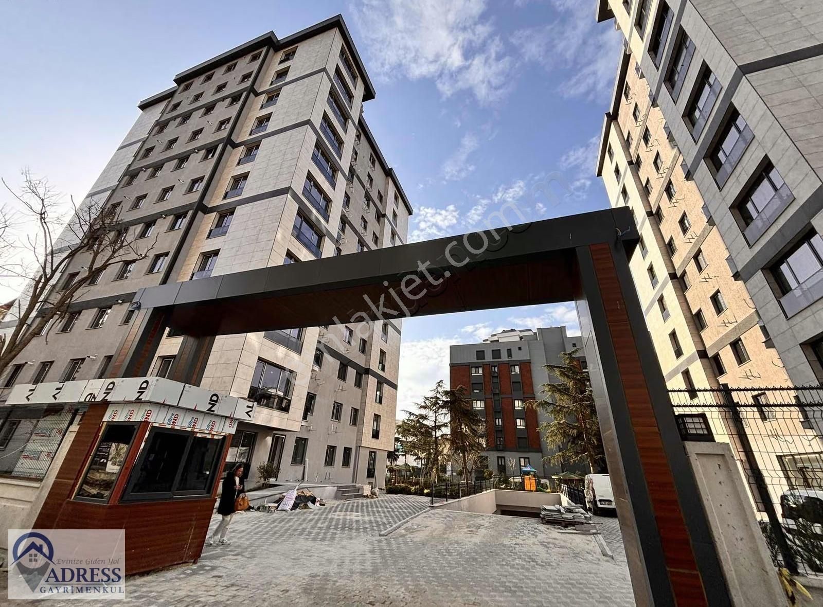 Kartal Atalarda Deniz Manzaralı Site İçersinde Satılık Daire - Görsel 5