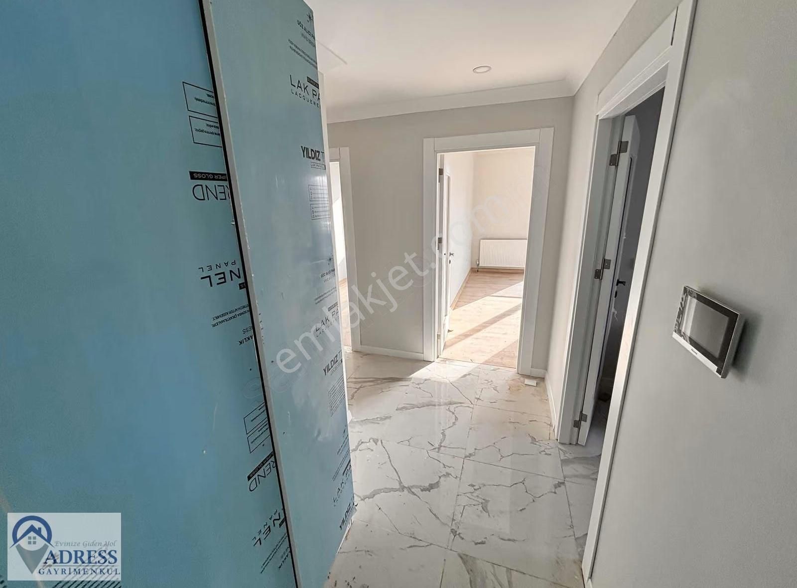 Kartal Atalarda Deniz Manzaralı Site İçersinde Satılık Daire - Görsel 9