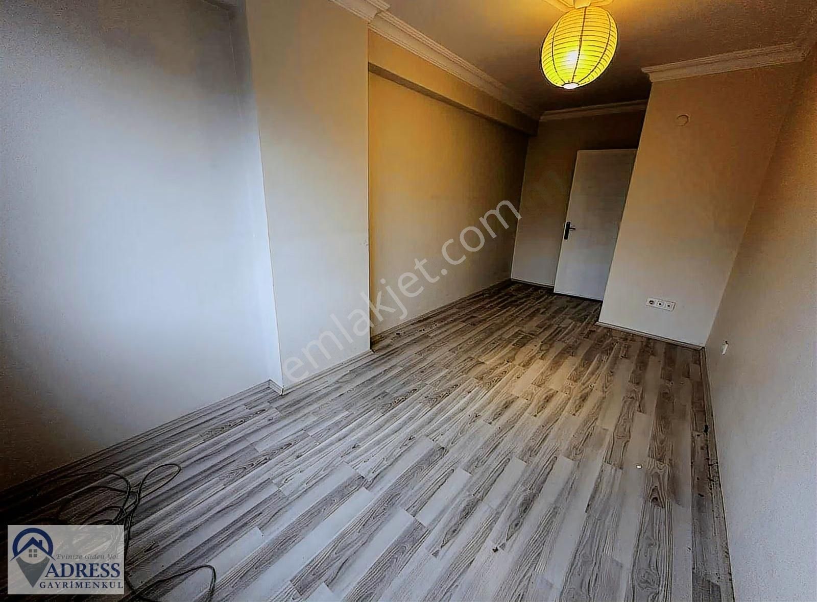 Adress Gayrimenkulden Taşınmaya Hazır Boş Balkonlu 2+1 Daire - Görsel 21