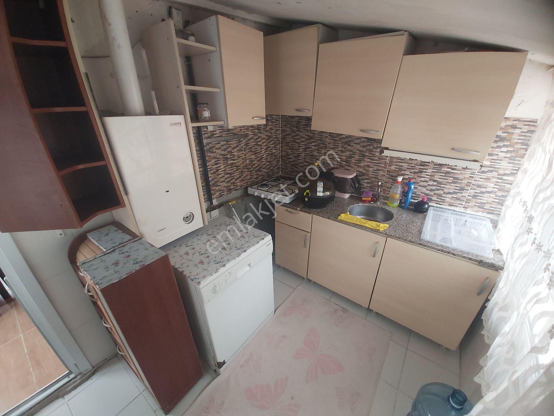 Harika Lokasyon Metroya Yakın Fuul Eşyalı Genç Binada 2+1çatkatı - Görsel 10