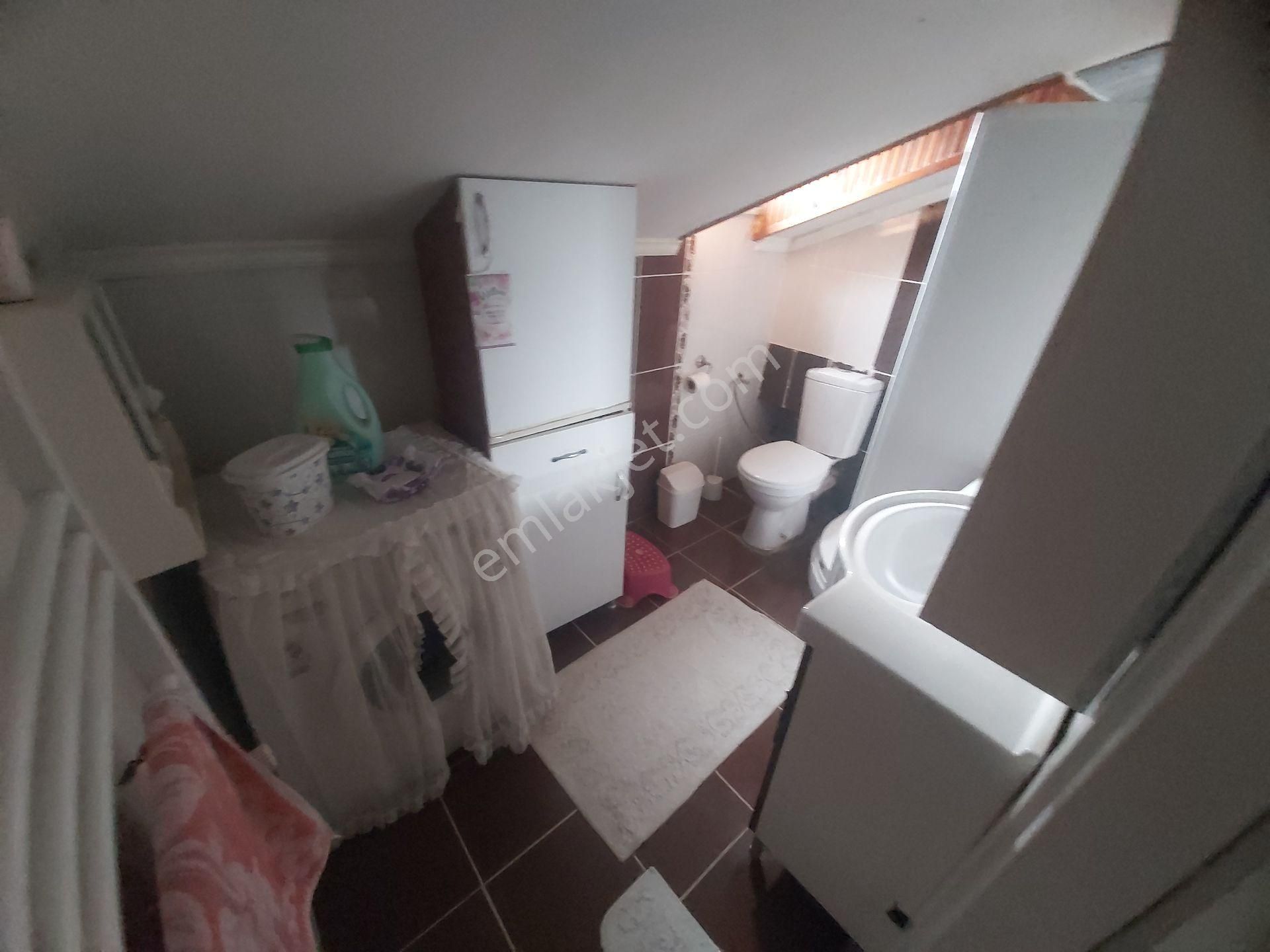 Harika Lokasyon Metroya Yakın Fuul Eşyalı Genç Binada 2+1çatkatı - Görsel 21