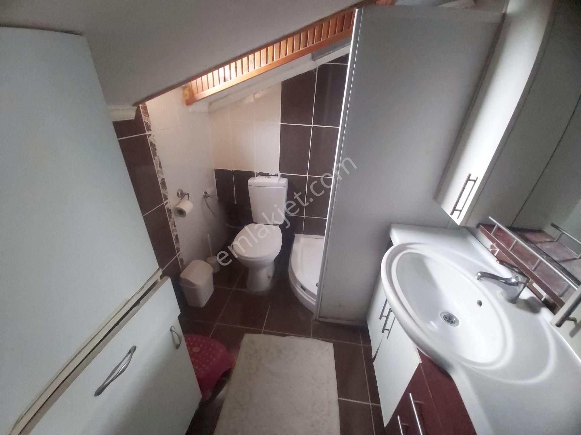 Harika Lokasyon Metroya Yakın Fuul Eşyalı Genç Binada 2+1çatkatı - Görsel 12