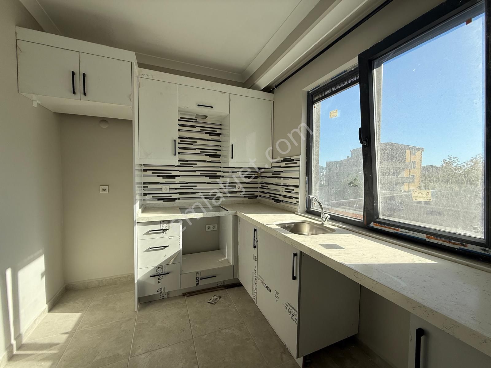 Satılık 2+1 Yenidoğanda Çatı Dubleks 110m2 Net Kullanım Alanına Sahip - Görsel 9