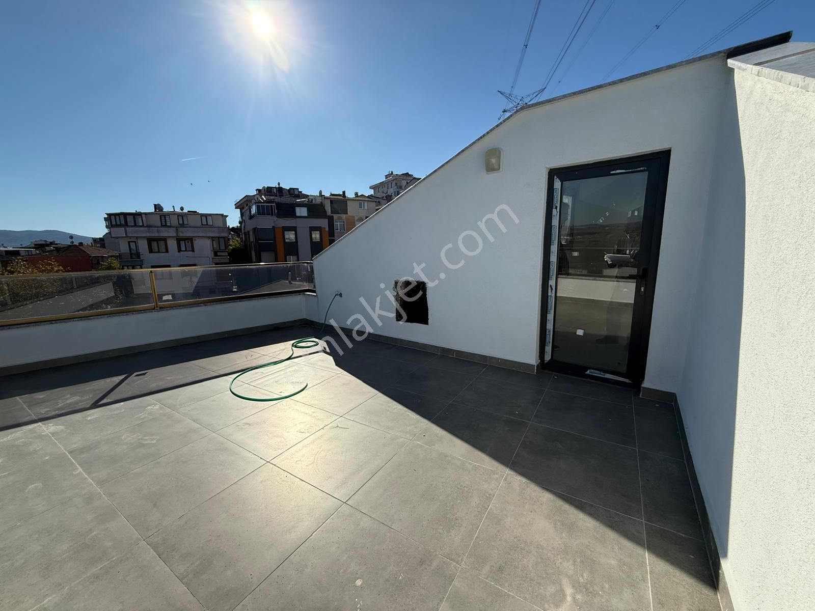 Satılık 2+1 Yenidoğanda Çatı Dubleks 110m2 Net Kullanım Alanına Sahip - Görsel 25