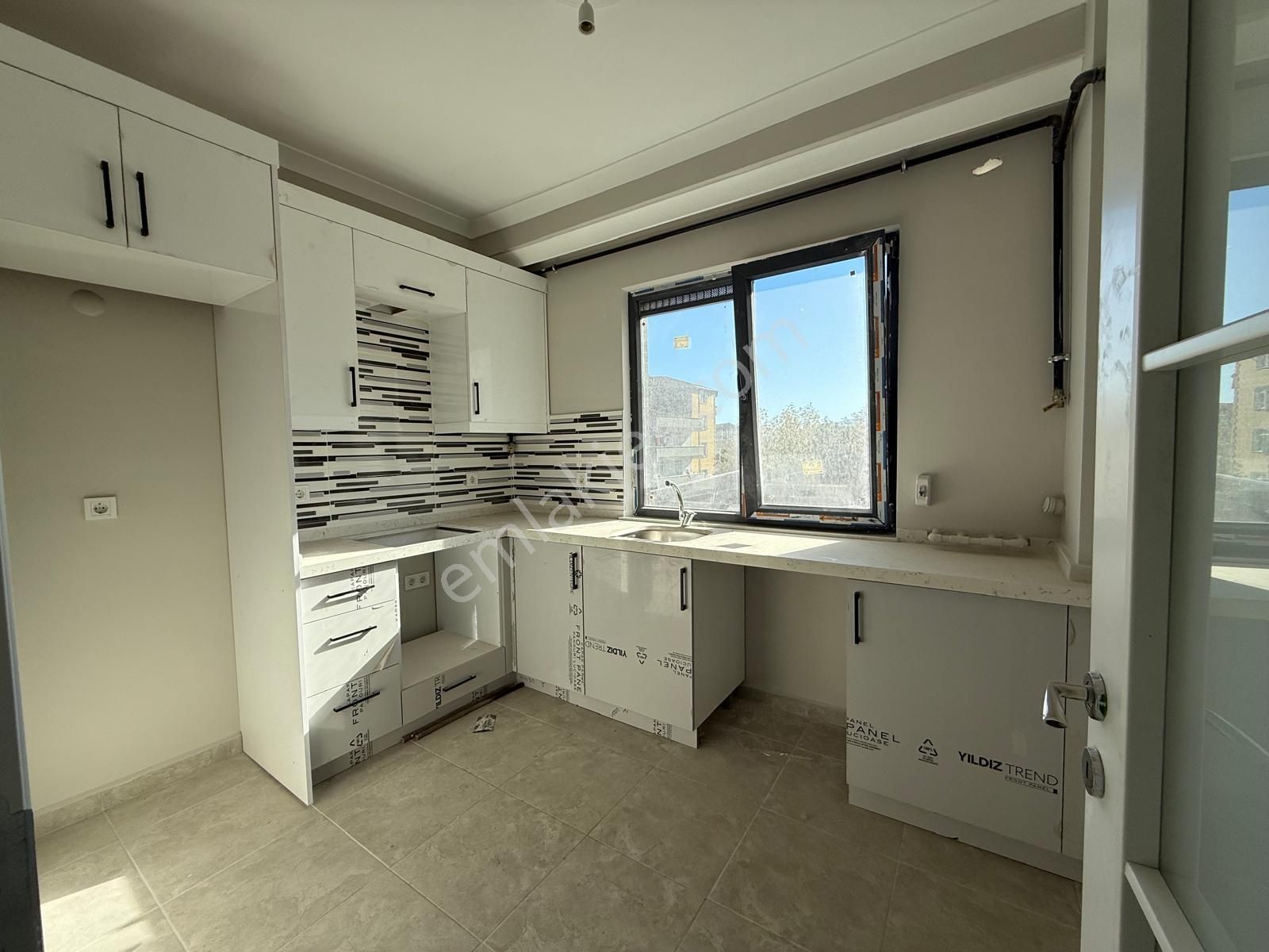 Satılık 2+1 Yenidoğanda Çatı Dubleks 110m2 Net Kullanım Alanına Sahip - Görsel 2