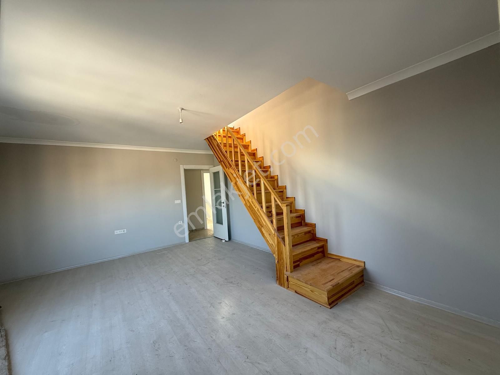 Satılık 2+1 Yenidoğanda Çatı Dubleks 110m2 Net Kullanım Alanına Sahip - Görsel 13