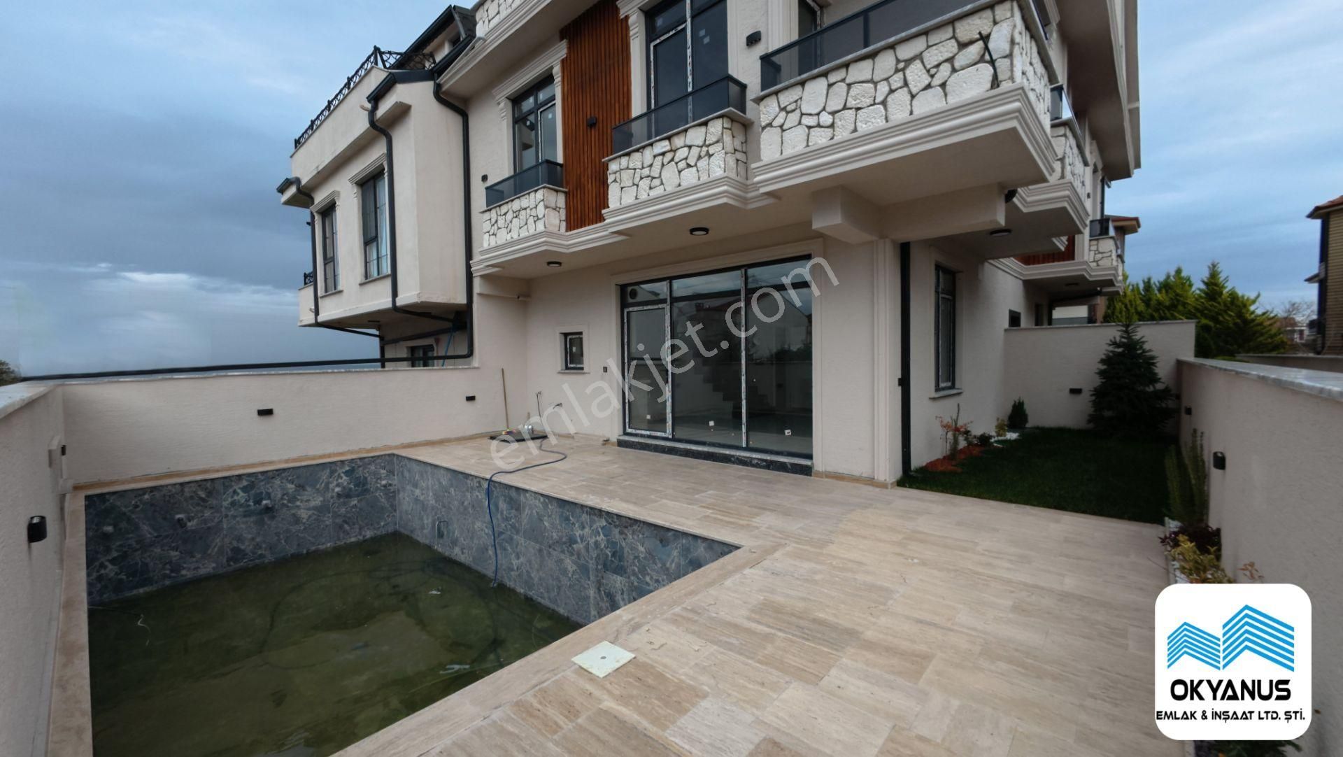 Kocaali Sahilde Müstakil Havuzlu Bahçeli Şık Villa Okyanustan - Görsel 3