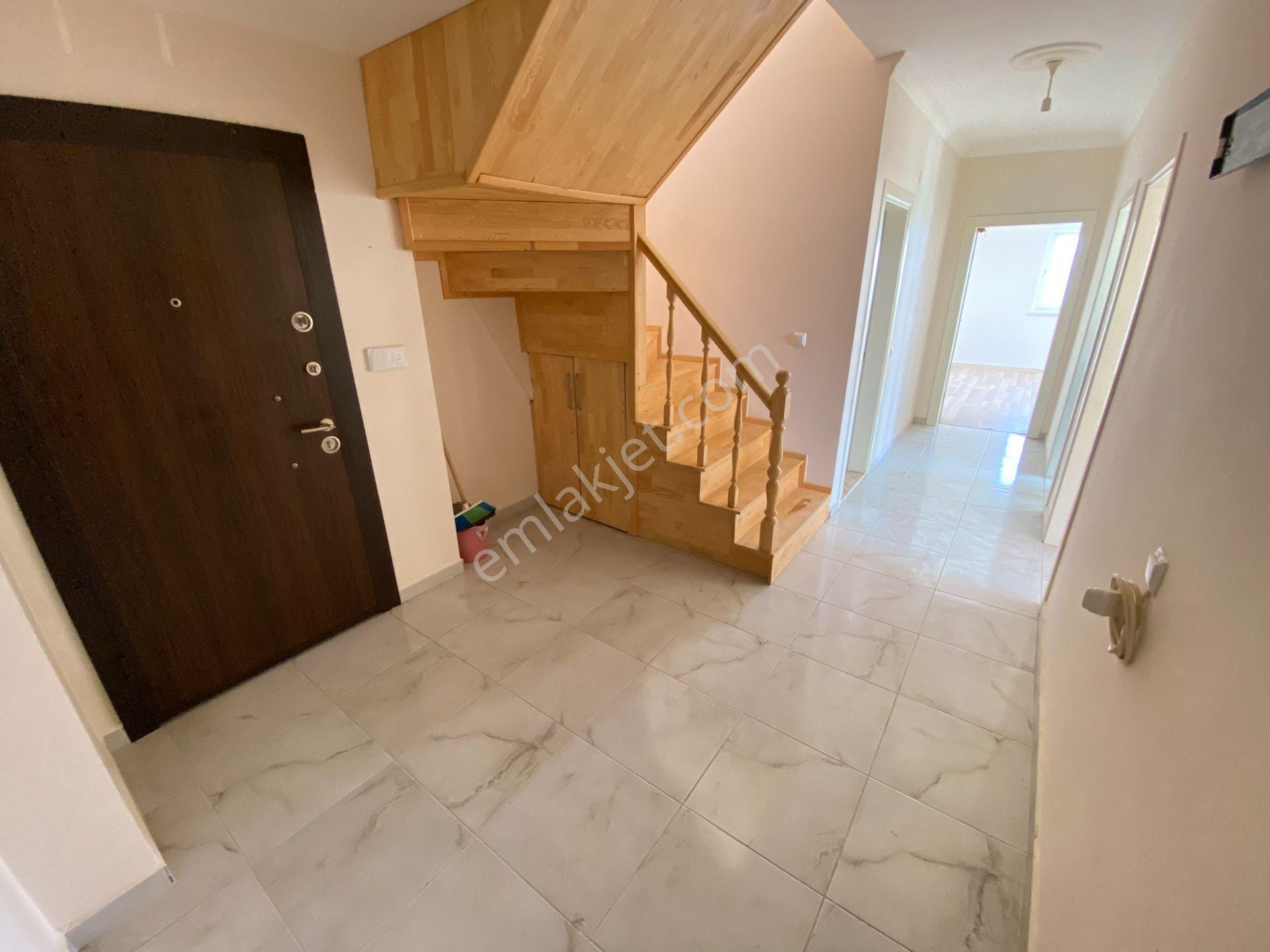 Konaklı Mahallesi Deniz Manzaralı 4+1 Ayrı Mutfak Kiralık Daire - Görsel 7