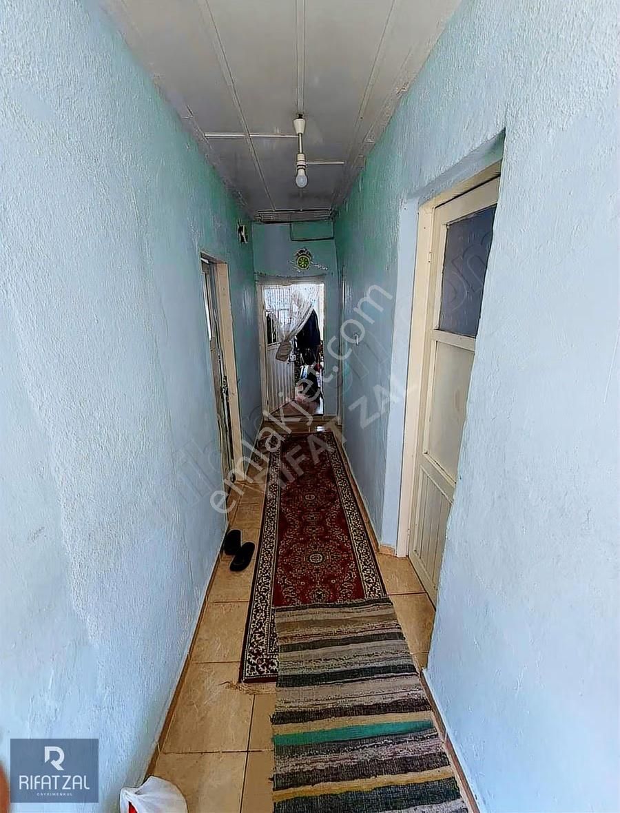 Ayvalık Sakarya Mah. 91 M2 Arsa Üzerinde Satılık Müstakil Ev - Görsel 3