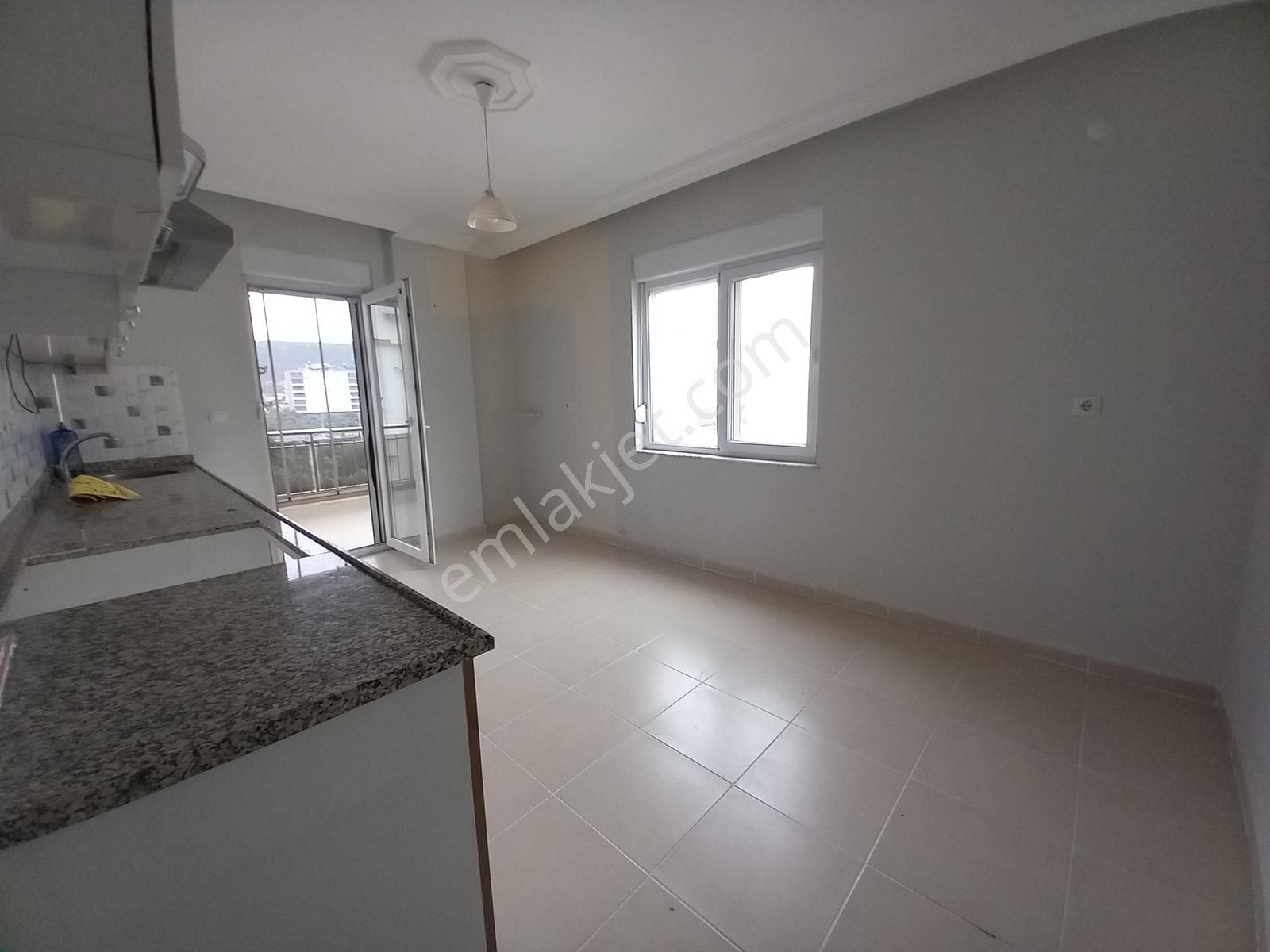 Göçerler Mahallesi Site İçerisinde Kiralık Geniş 2+1 Daire - Görsel 21