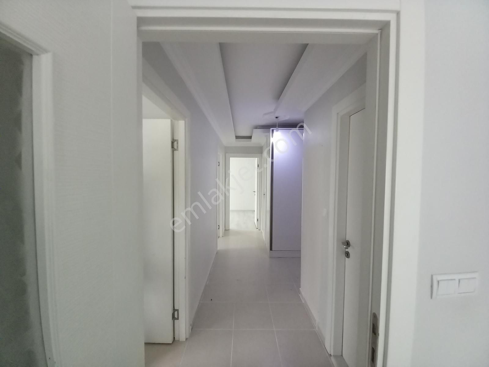 Göçerler Mahallesi Site İçerisinde Kiralık Geniş 2+1 Daire - Görsel 2