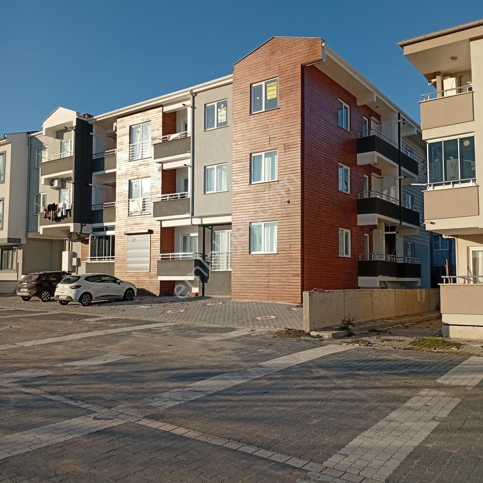 Mir Den Balıkesir İzmir Yoluna Yakın Kiralık 1+1 Eşyalı Daire