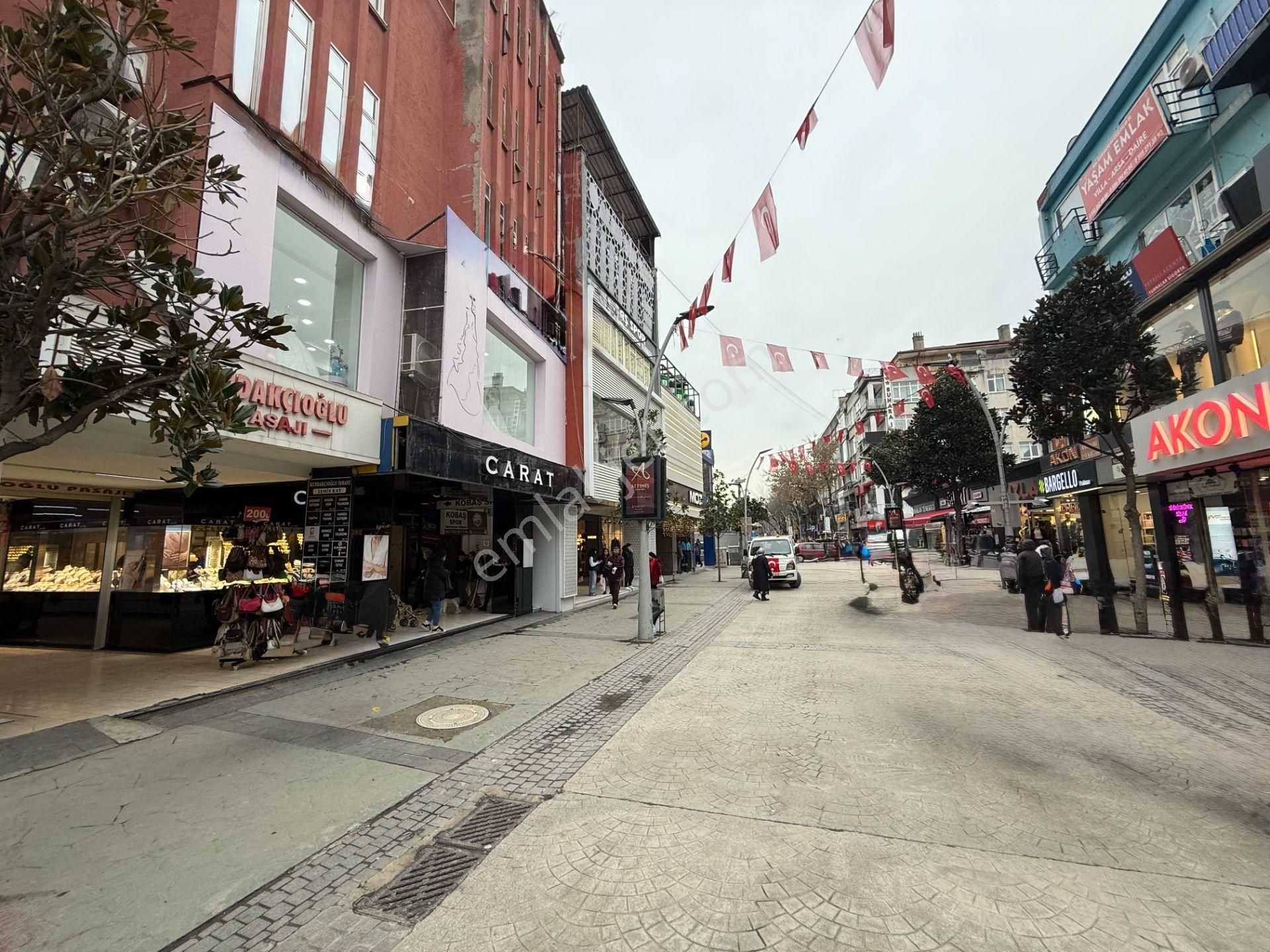 Çark Caddesi'nde Kiralık Ofis - Bahadır Eker'den - Görsel 20