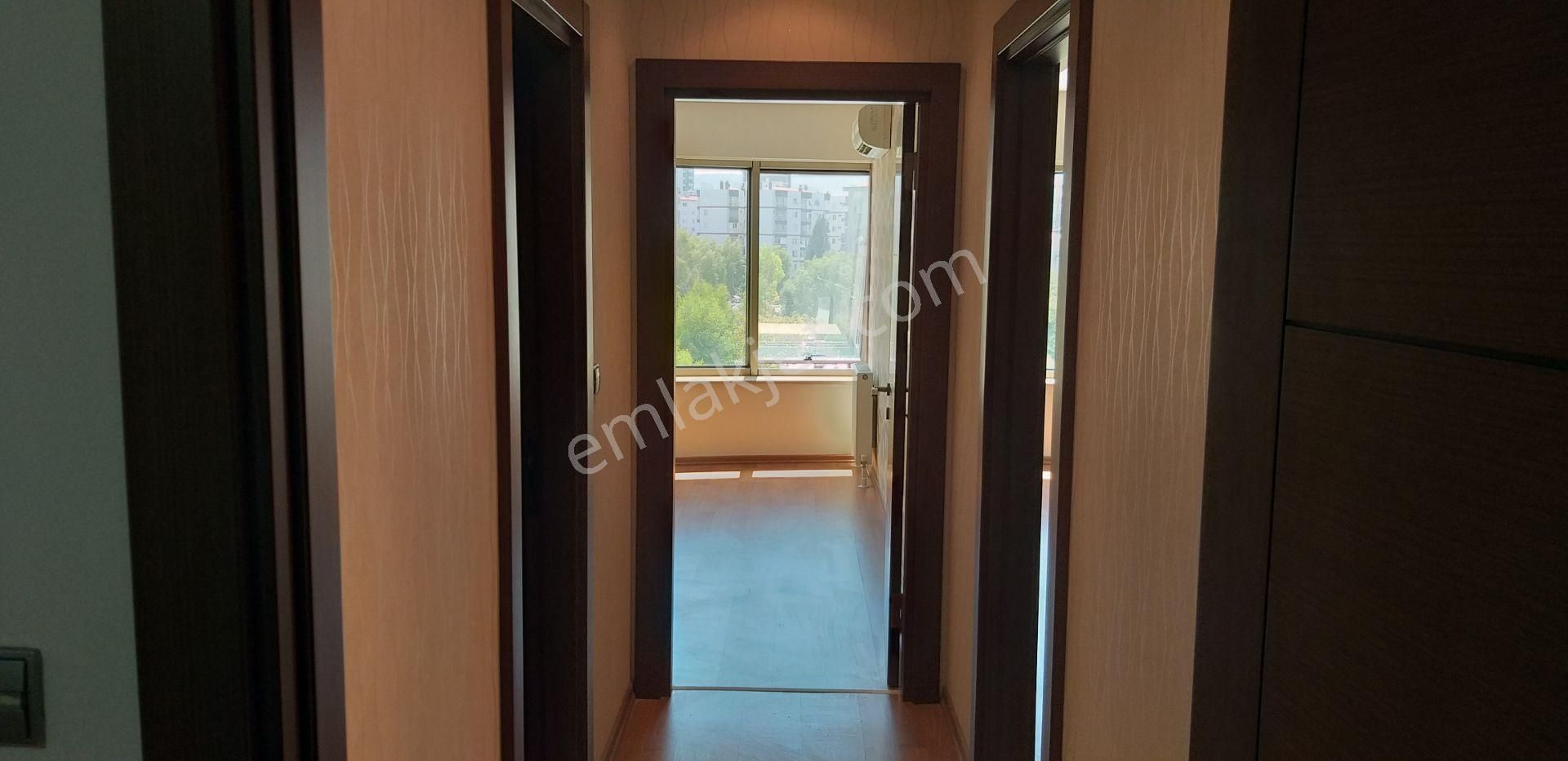 Bornova Özkanlar Gürmar Mağazası Üstü Satılık Süper Lüx Kupon Daire - Görsel 9