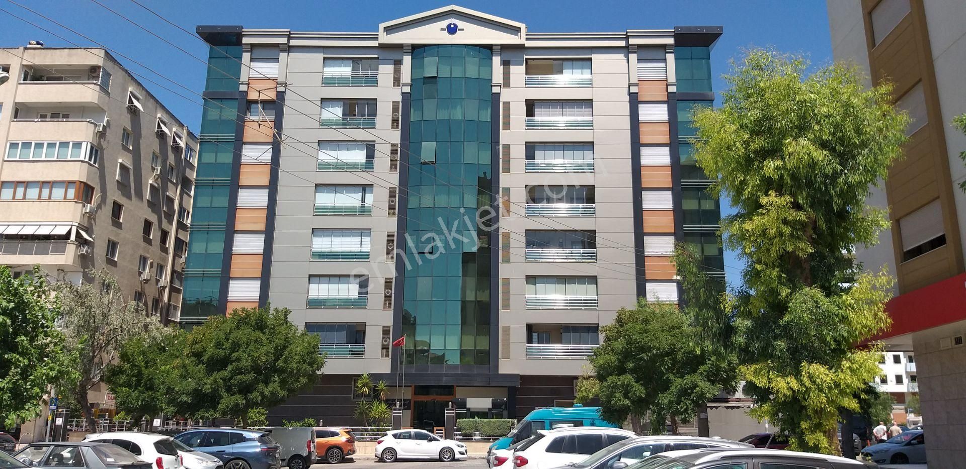 Bornova Özkanlar Gürmar Mağazası Üstü Satılık Süper Lüx Kupon Daire - Görsel 29