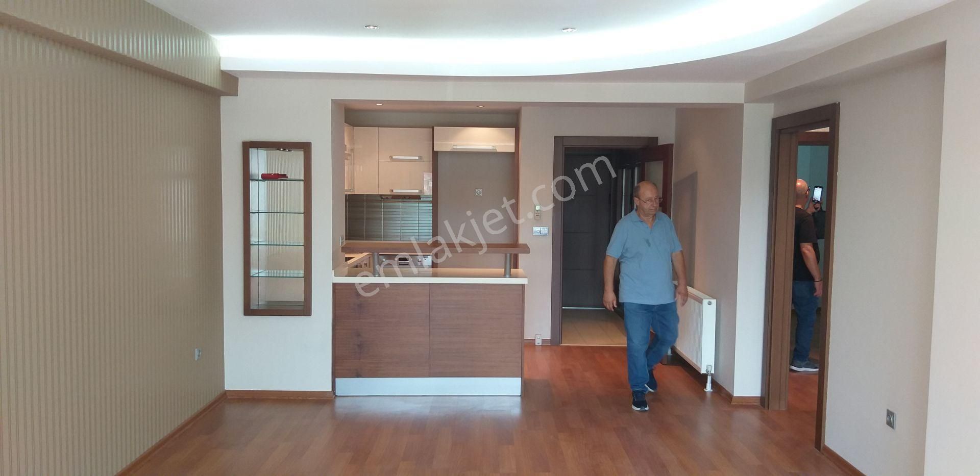 Bornova Özkanlar Gürmar Mağazası Üstü Satılık Süper Lüx Kupon Daire - Görsel 6