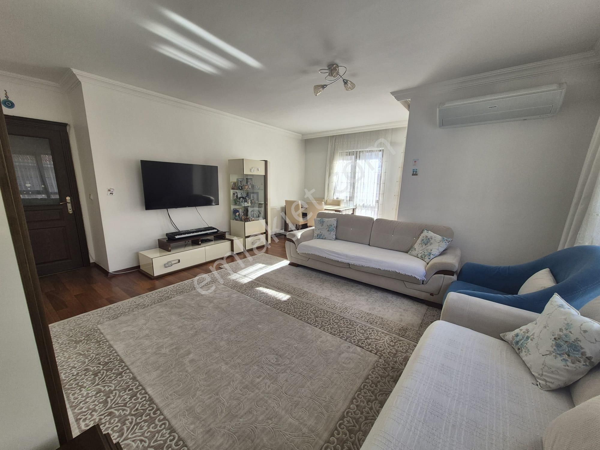 İncesu Caddesi'nde Kaçmaz Fırsat 3+1 Geniş Full Yapılı Eksiksiz - Görsel 3