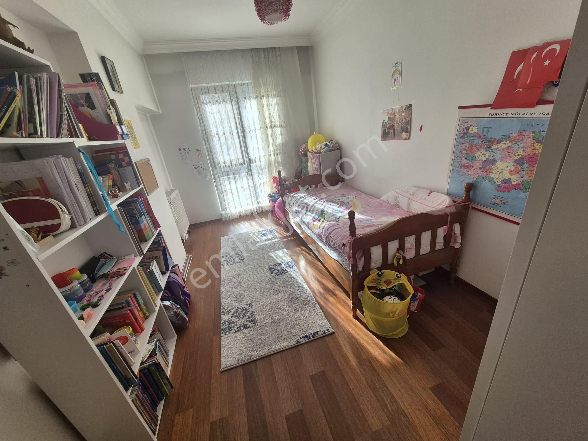 İncesu Caddesi'nde Kaçmaz Fırsat 3+1 Geniş Full Yapılı Eksiksiz - Görsel 8